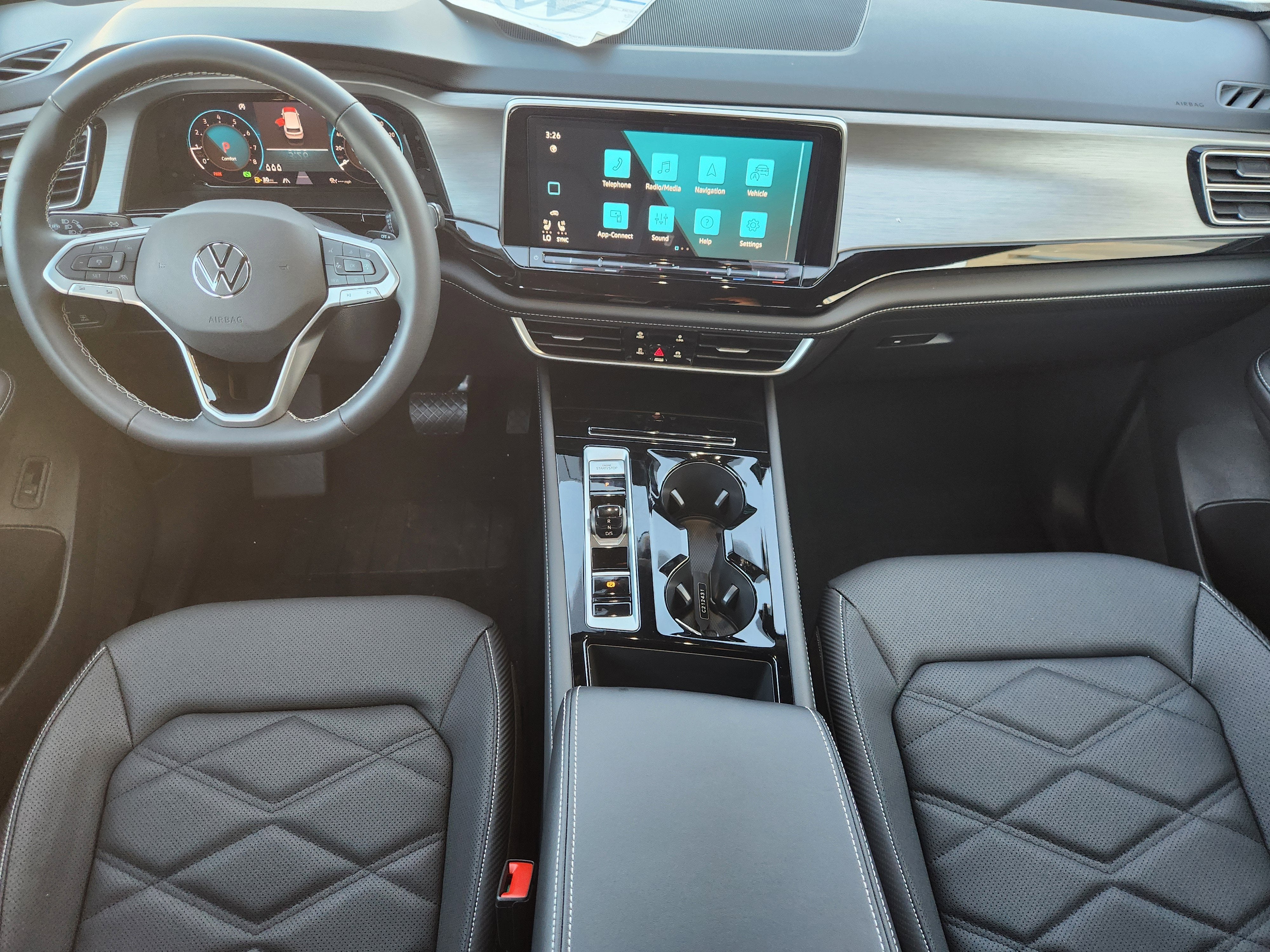 2026 Volkswagen Atlas Cross Sport 2.0T SE w/Technology