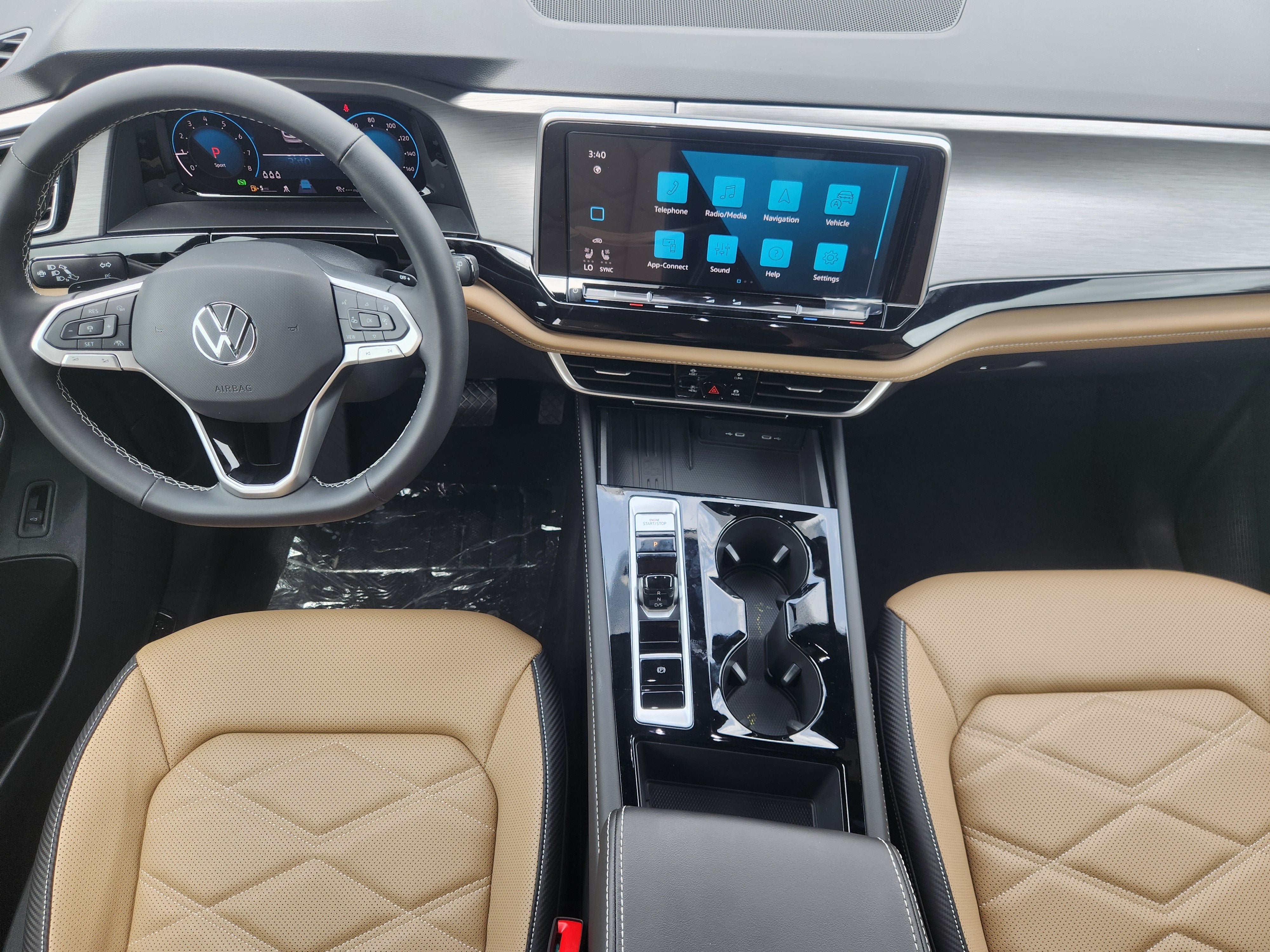 2026 Volkswagen Atlas Cross Sport 2.0T SE w/Technology