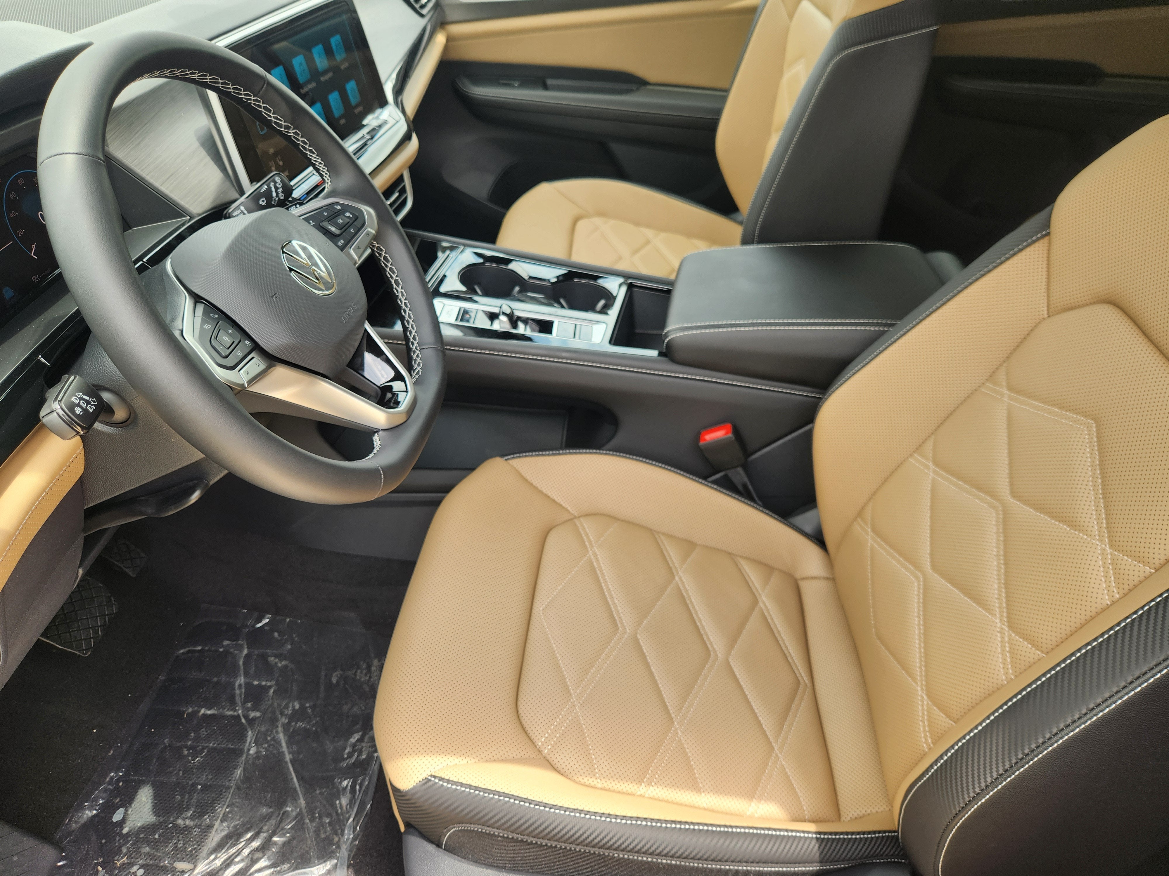 2026 Volkswagen Atlas Cross Sport 2.0T SE w/Technology