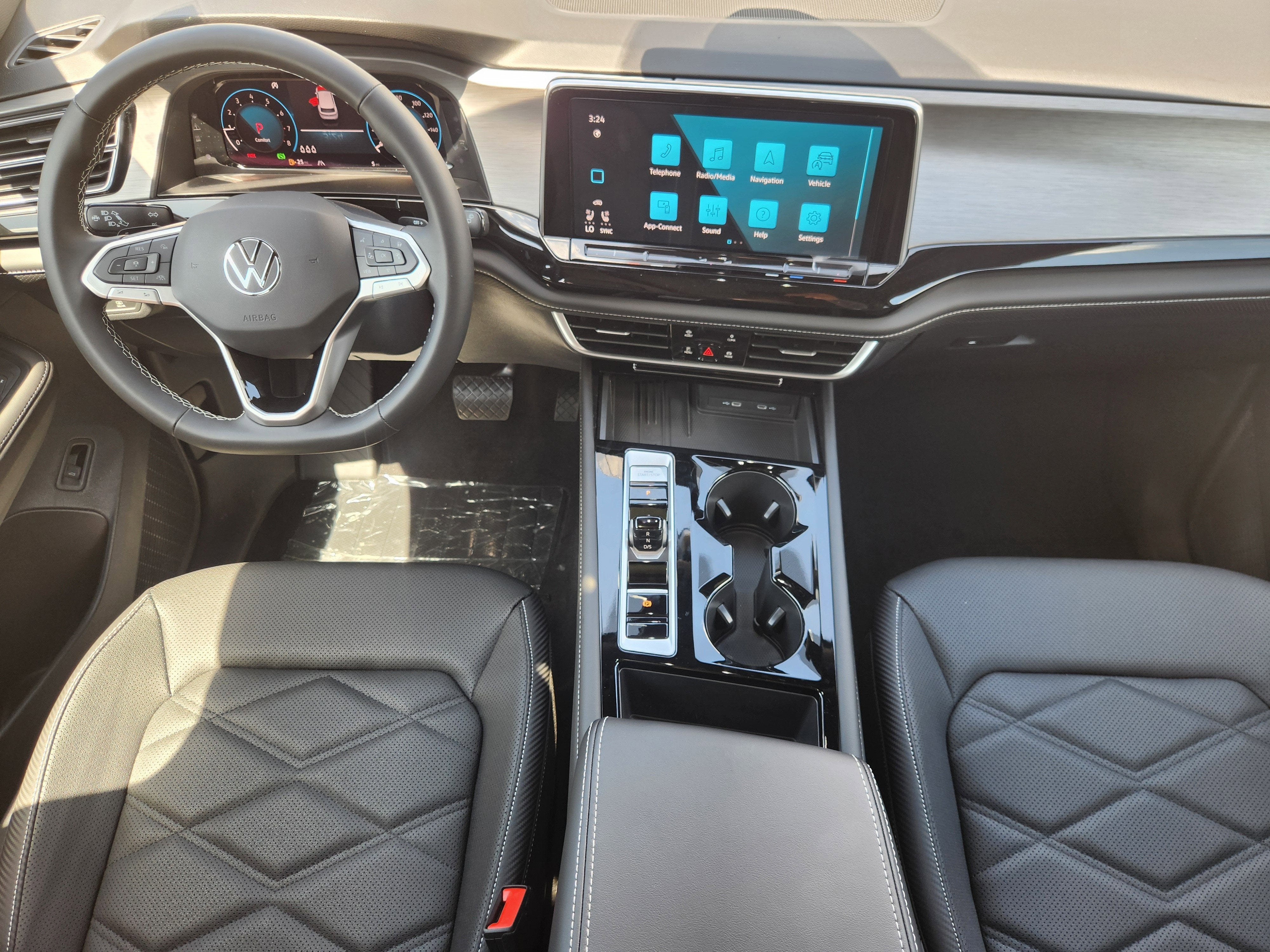 2026 Volkswagen Atlas Cross Sport 2.0T SE w/Technology