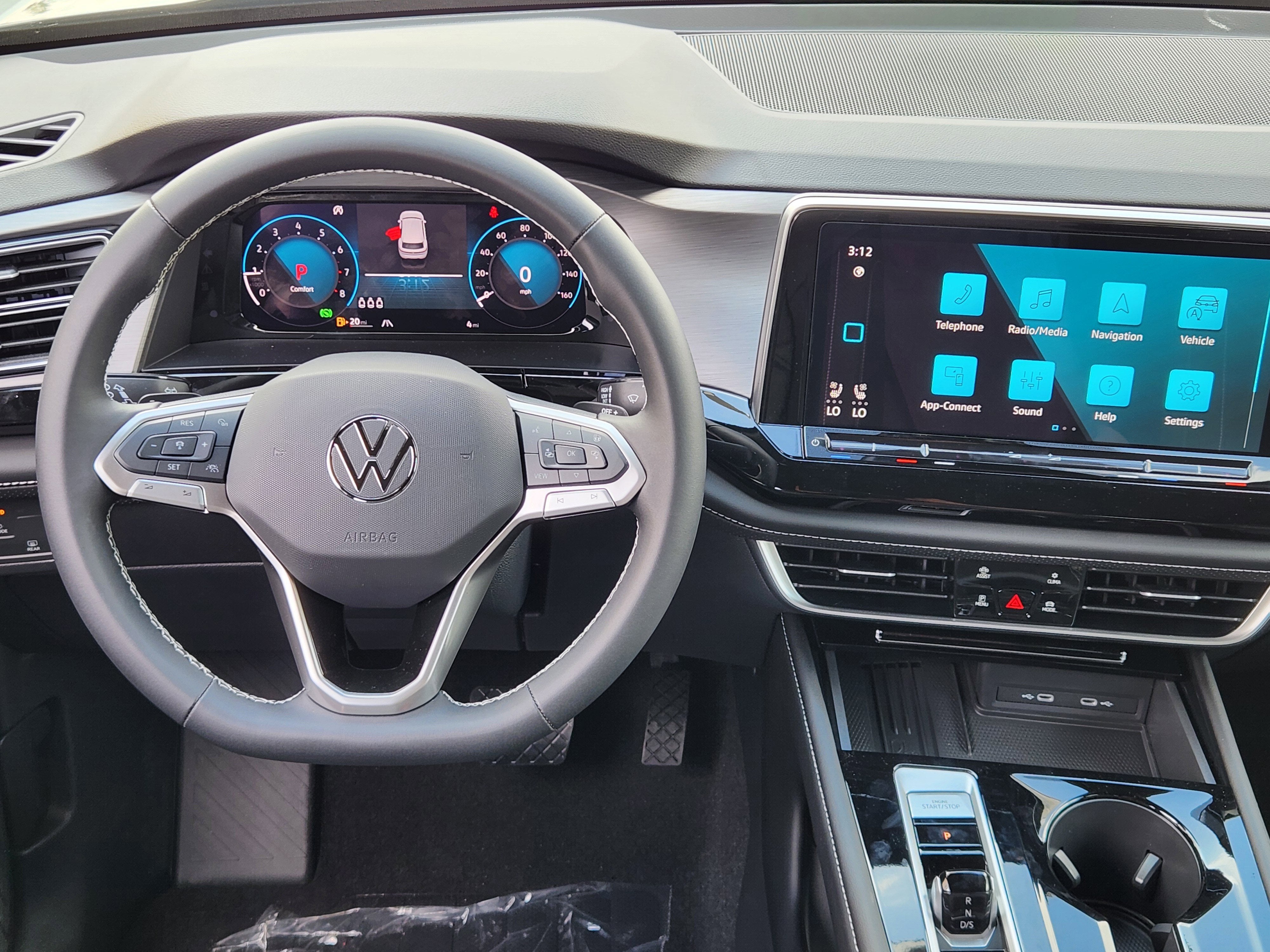 2026 Volkswagen Atlas Cross Sport 2.0T SE w/Technology