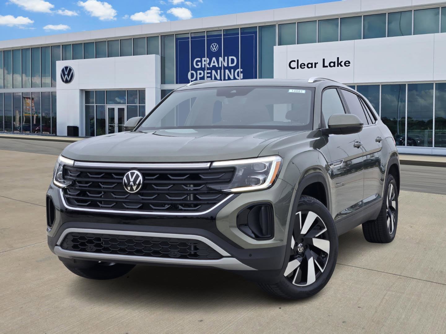 2026 Volkswagen Atlas Cross Sport 2.0T SE w/Technology