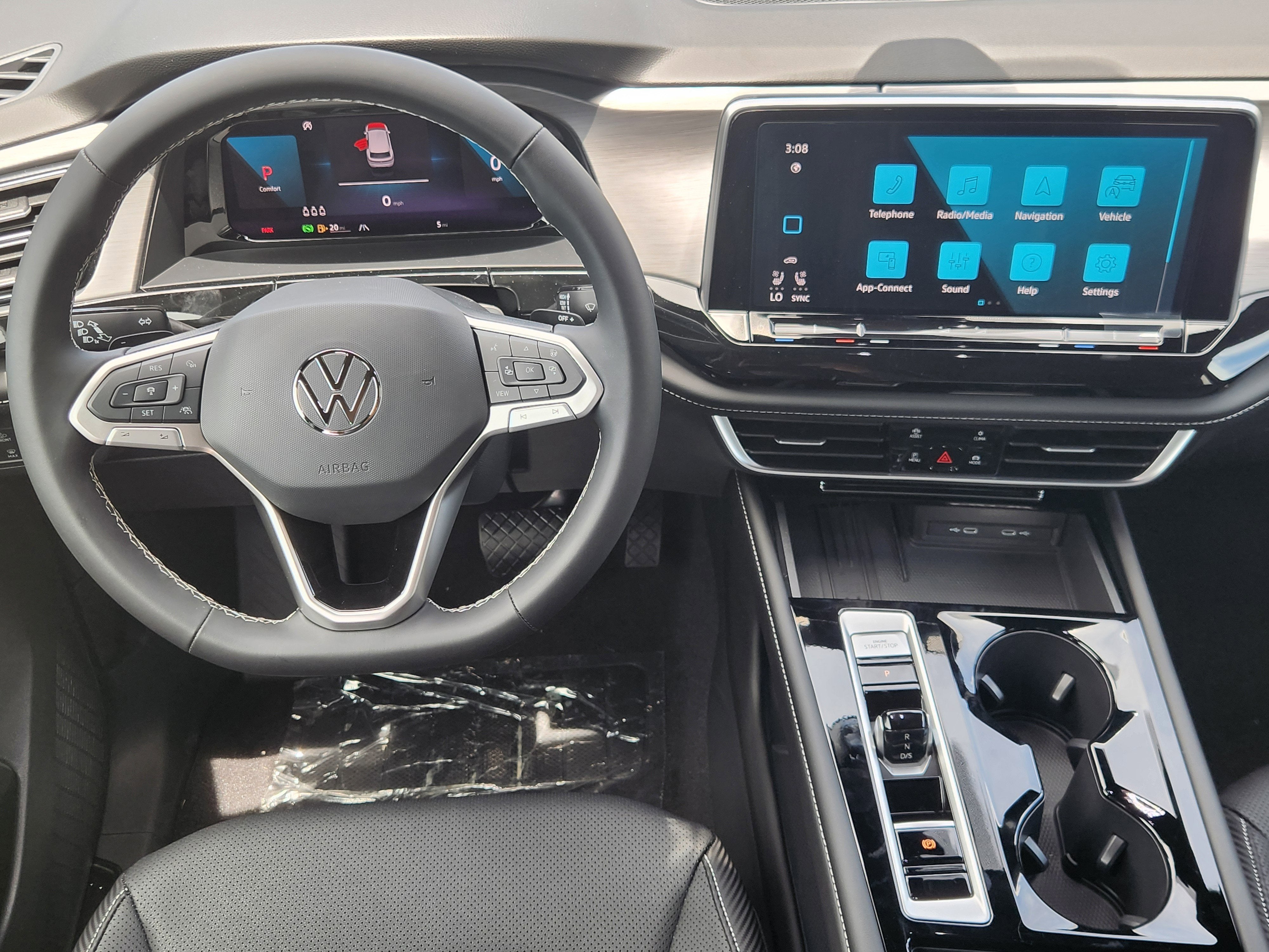 2026 Volkswagen Atlas Cross Sport 2.0T SE w/Technology
