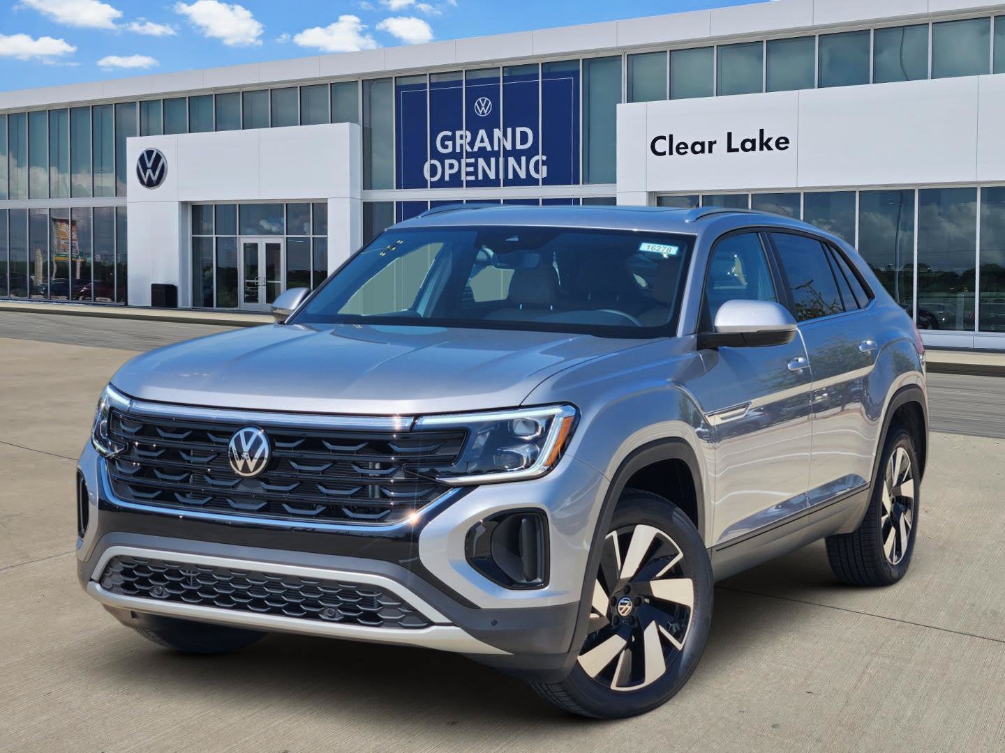 2026 Volkswagen Atlas Cross Sport 2.0T SE w/Technology