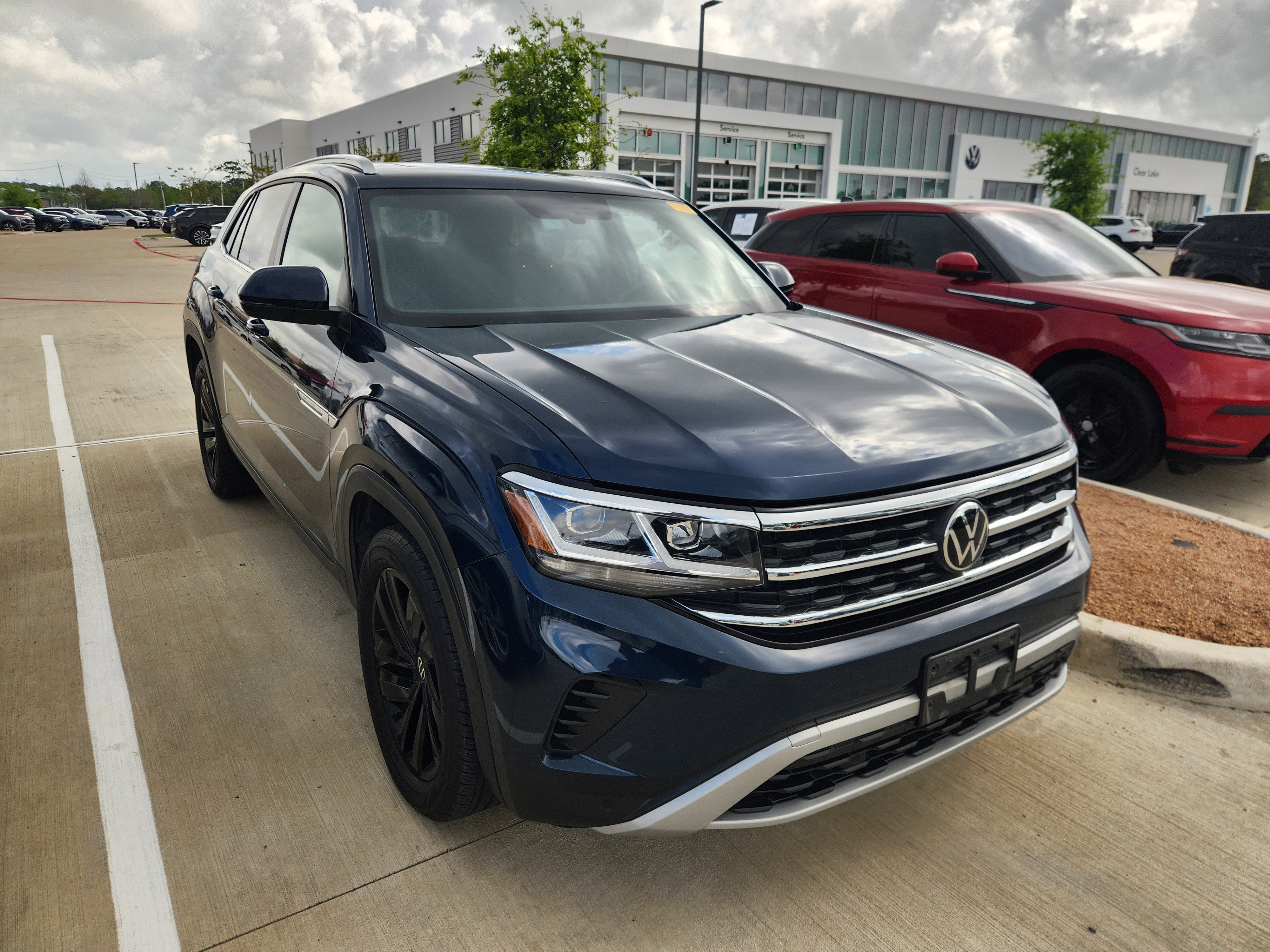 2023 Volkswagen Atlas Cross Sport 3.6L V6 SE w/Technology