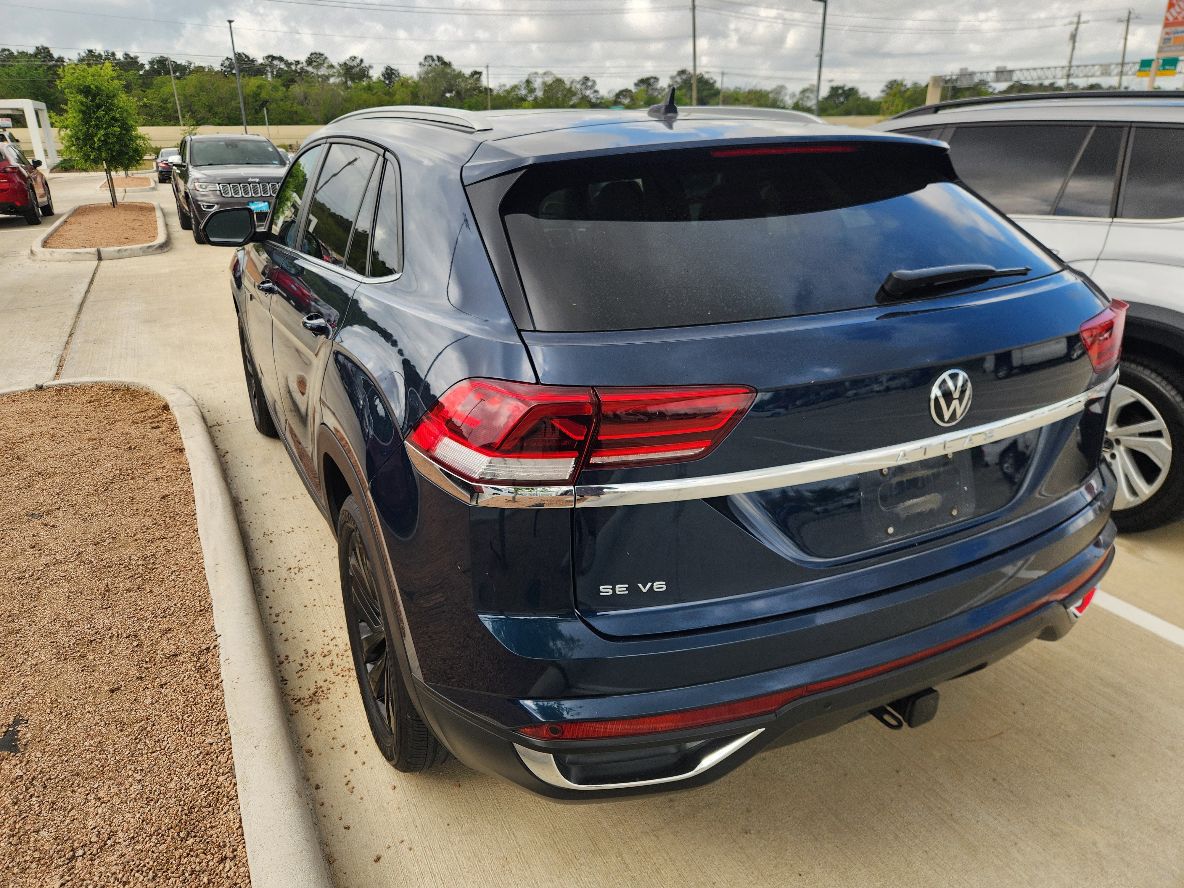 2023 Volkswagen Atlas Cross Sport 3.6L V6 SE w/Technology