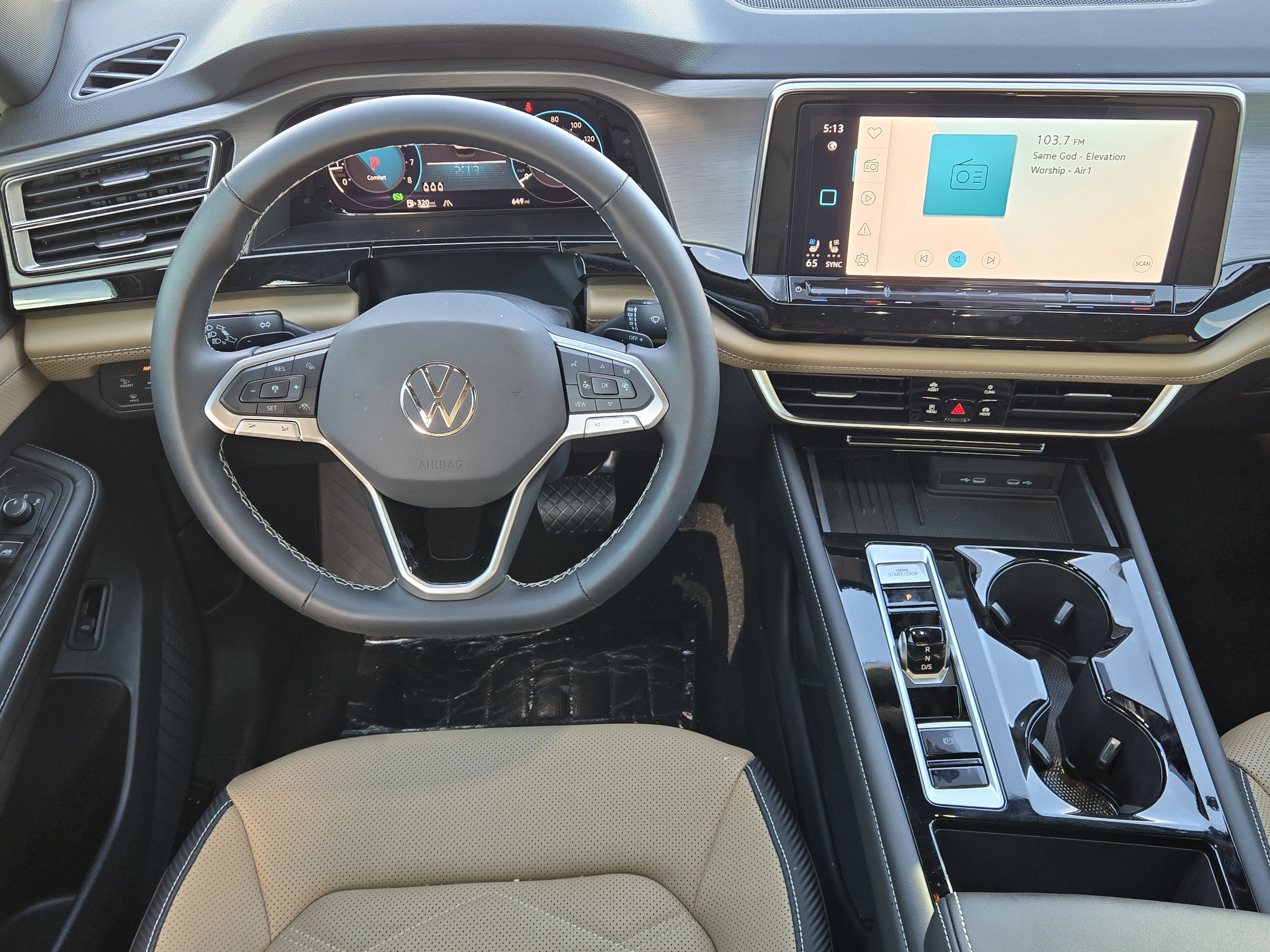 2025 Volkswagen Atlas Cross Sport 2.0T SE w/Technology