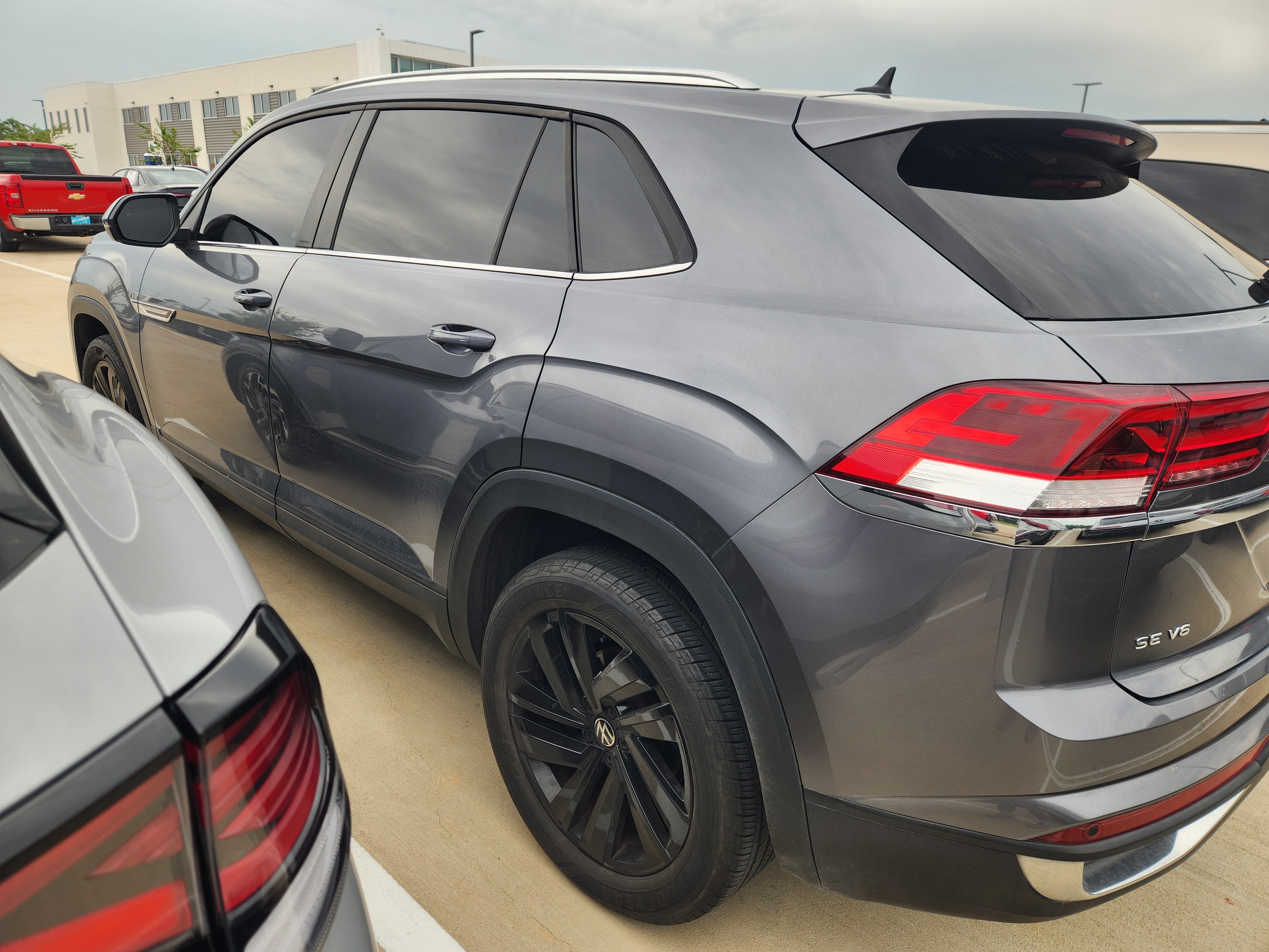 2023 Volkswagen Atlas Cross Sport 3.6L V6 SE w/Technology