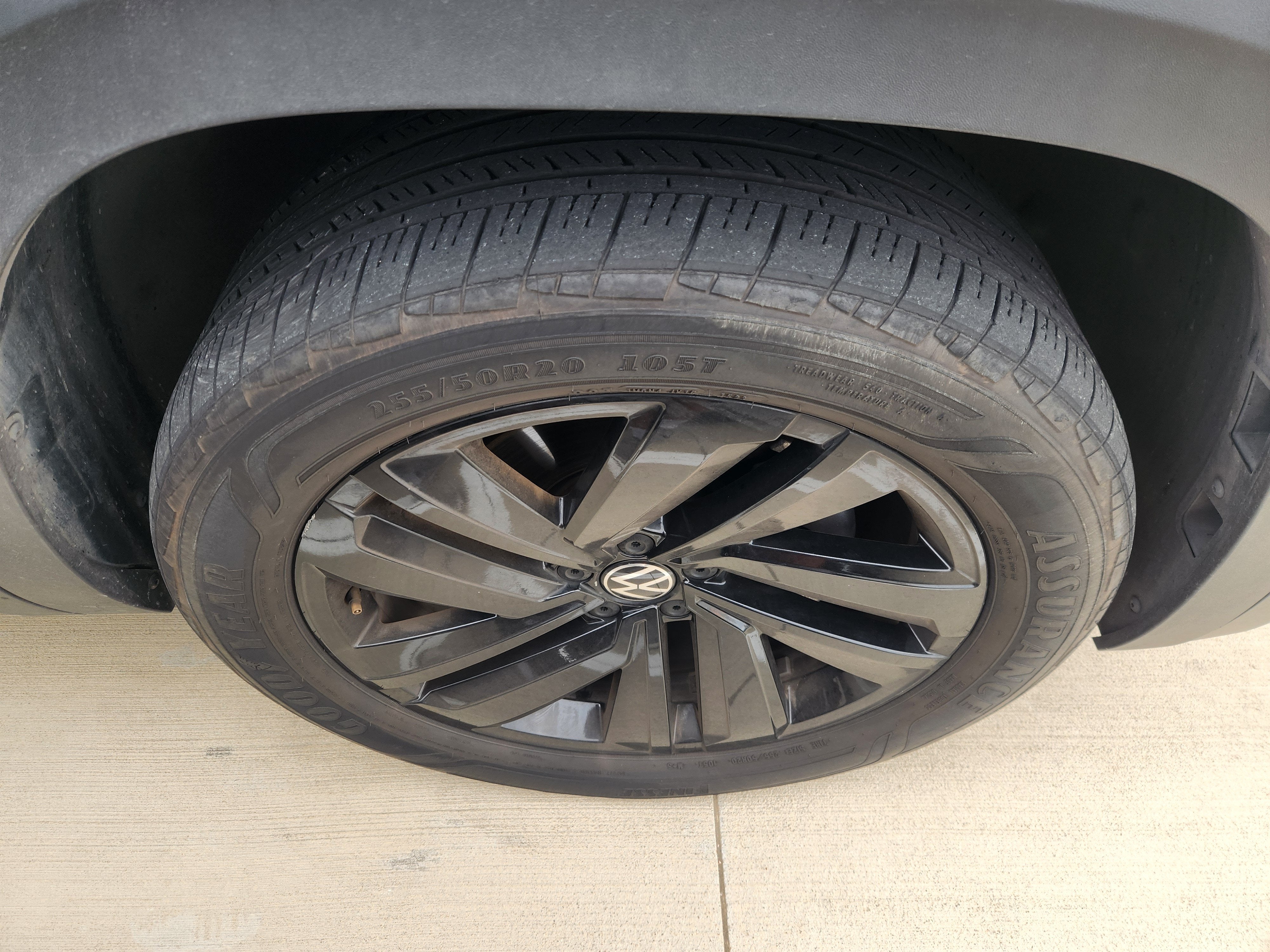 2023 Volkswagen Atlas Cross Sport 3.6L V6 SE w/Technology
