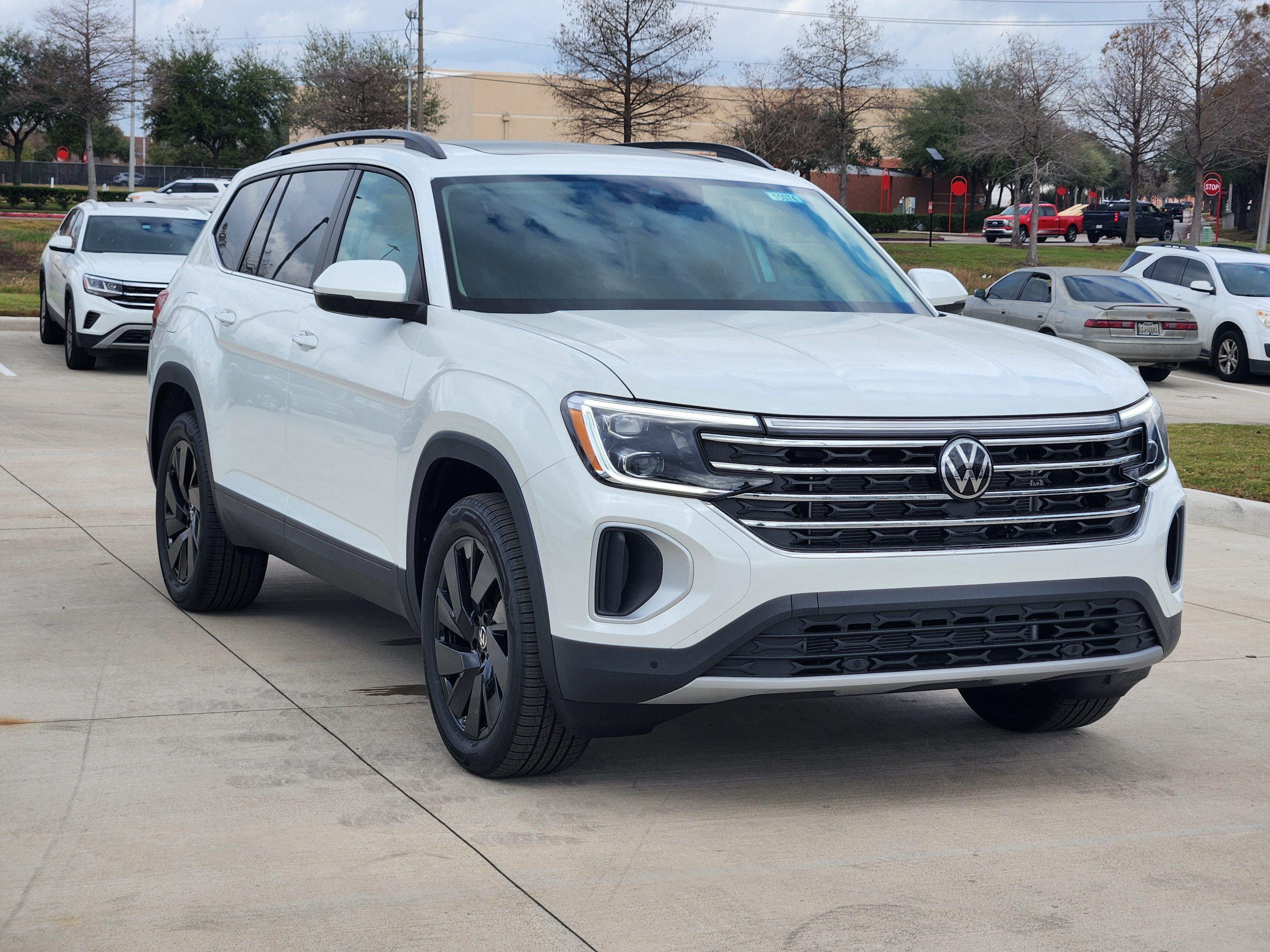 2026 Volkswagen Atlas 2.0T SE w/Technology