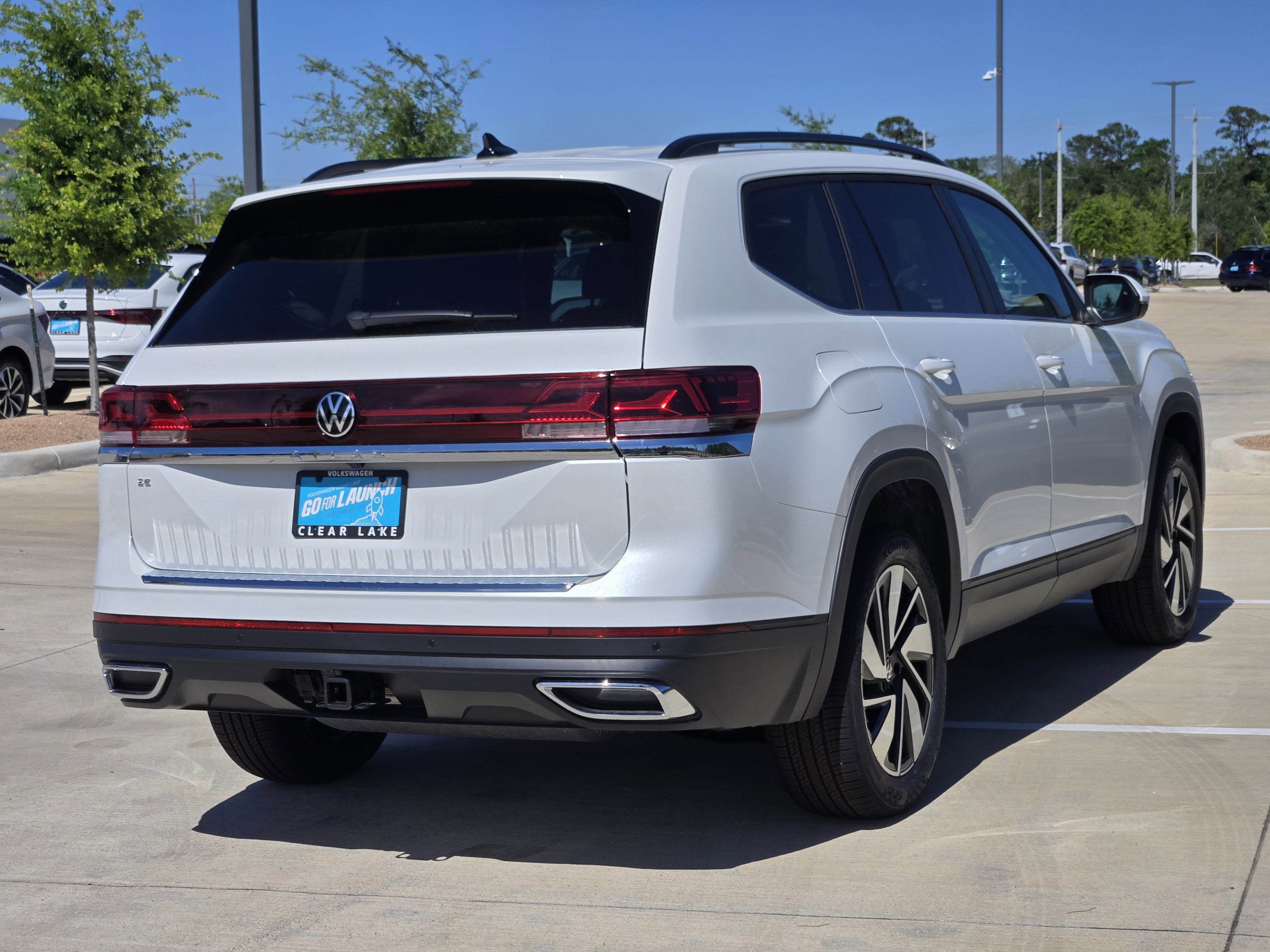 2026 Volkswagen Atlas 2.0T SE w/Technology