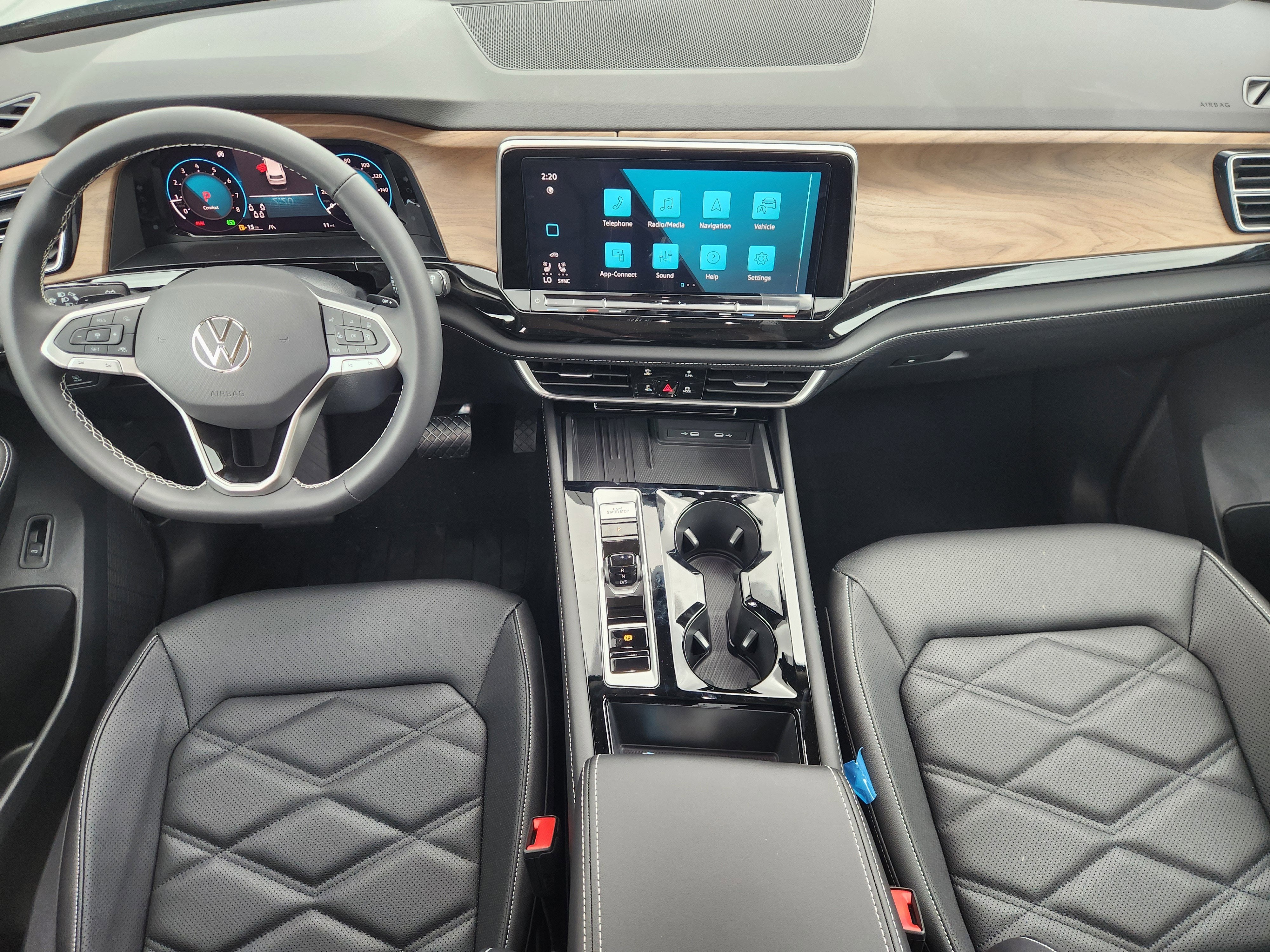 2026 Volkswagen Atlas 2.0T SE w/Technology