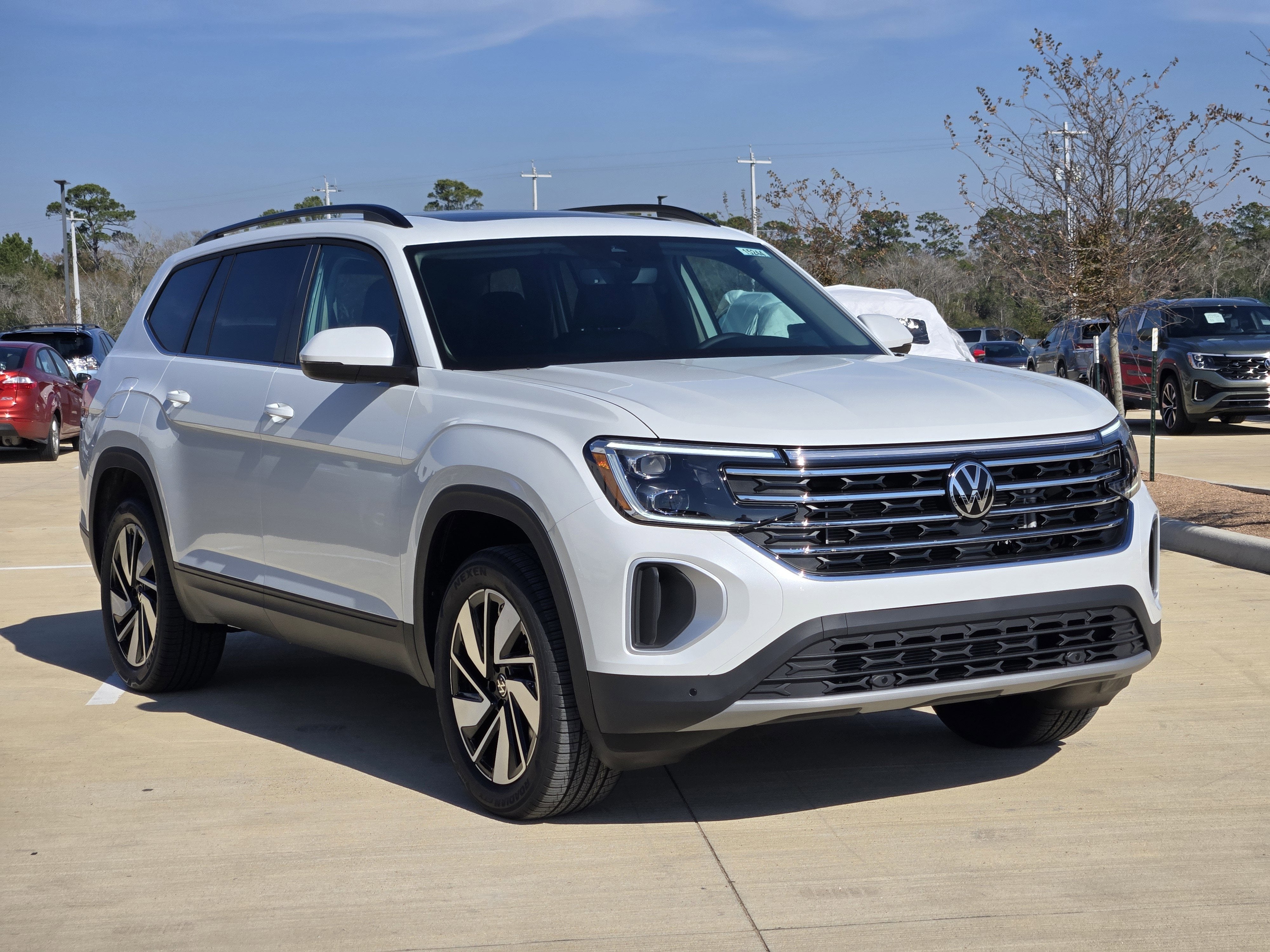 2026 Volkswagen Atlas 2.0T SE w/Technology
