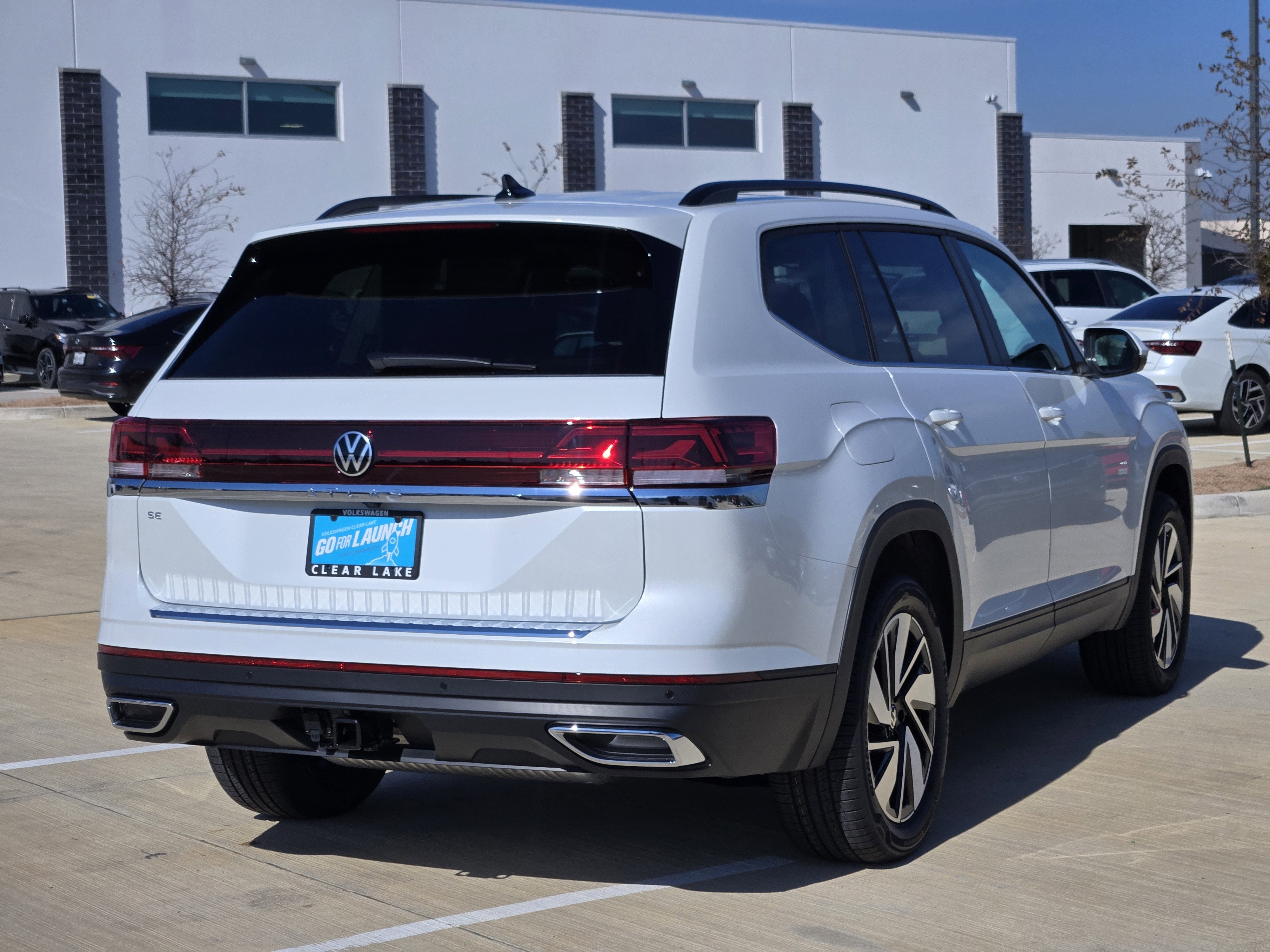 2026 Volkswagen Atlas 2.0T SE w/Technology