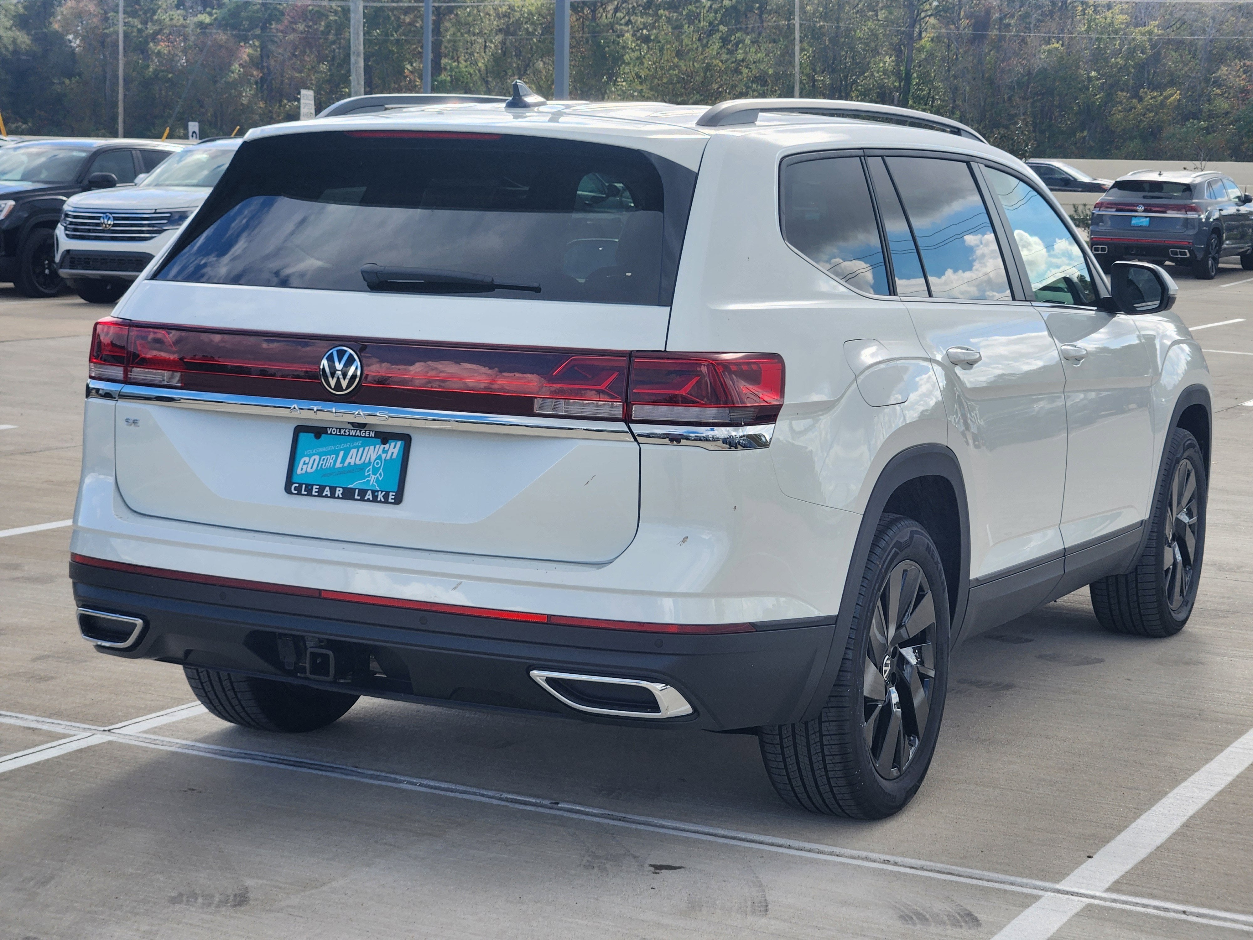 2026 Volkswagen Atlas 2.0T SE w/Technology