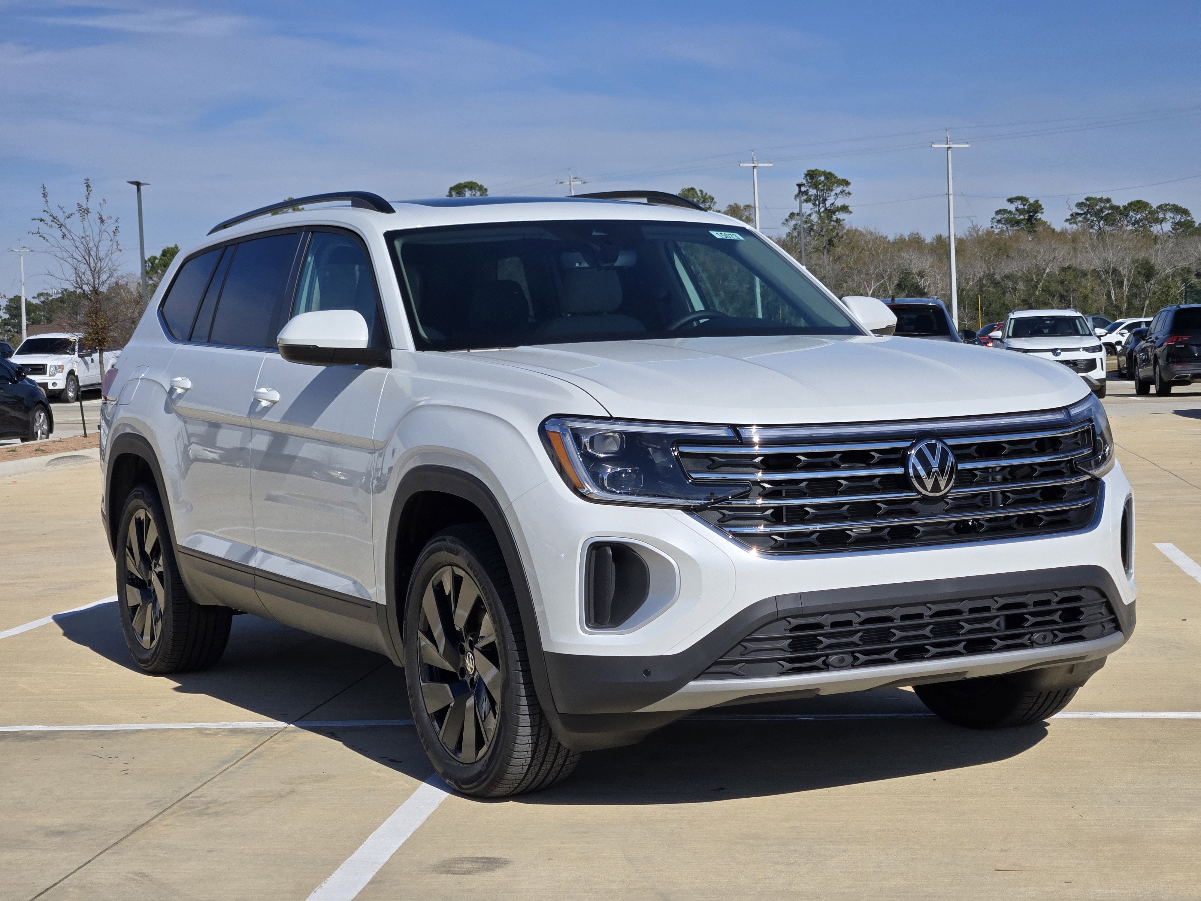 2026 Volkswagen Atlas 2.0T SE w/Technology