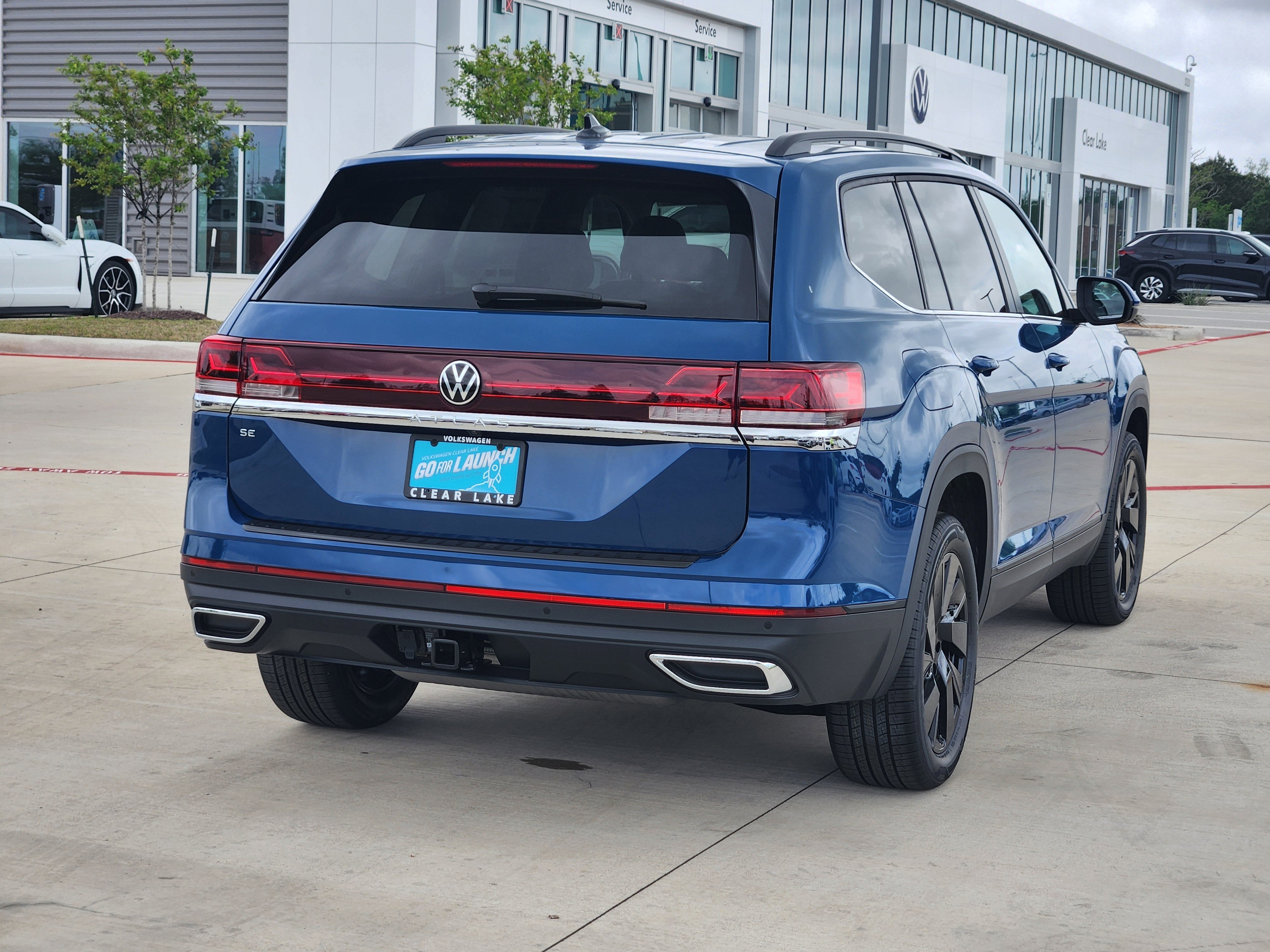 2026 Volkswagen Atlas 2.0T SE w/Technology