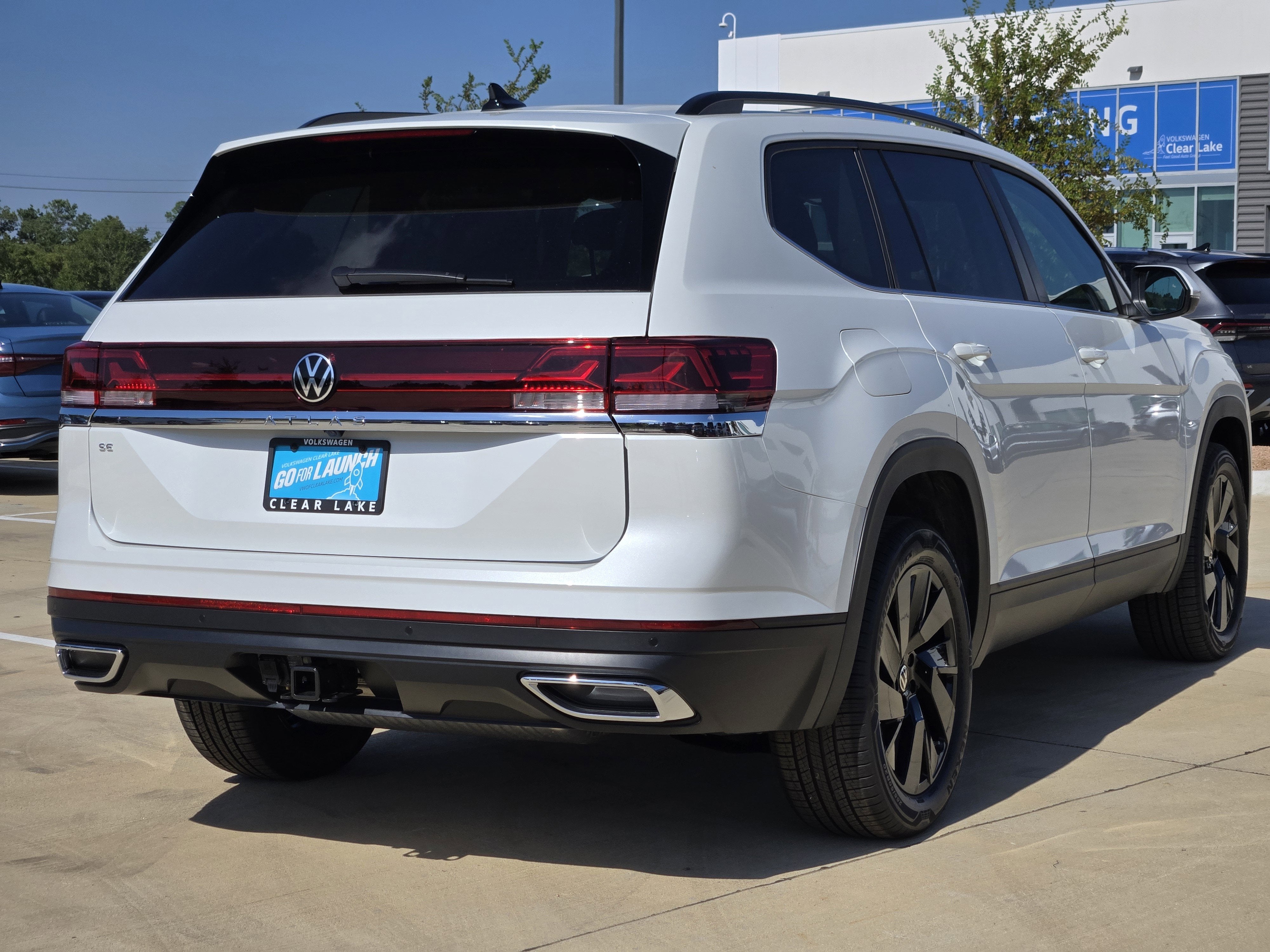 2026 Volkswagen Atlas 2.0T SE w/Technology