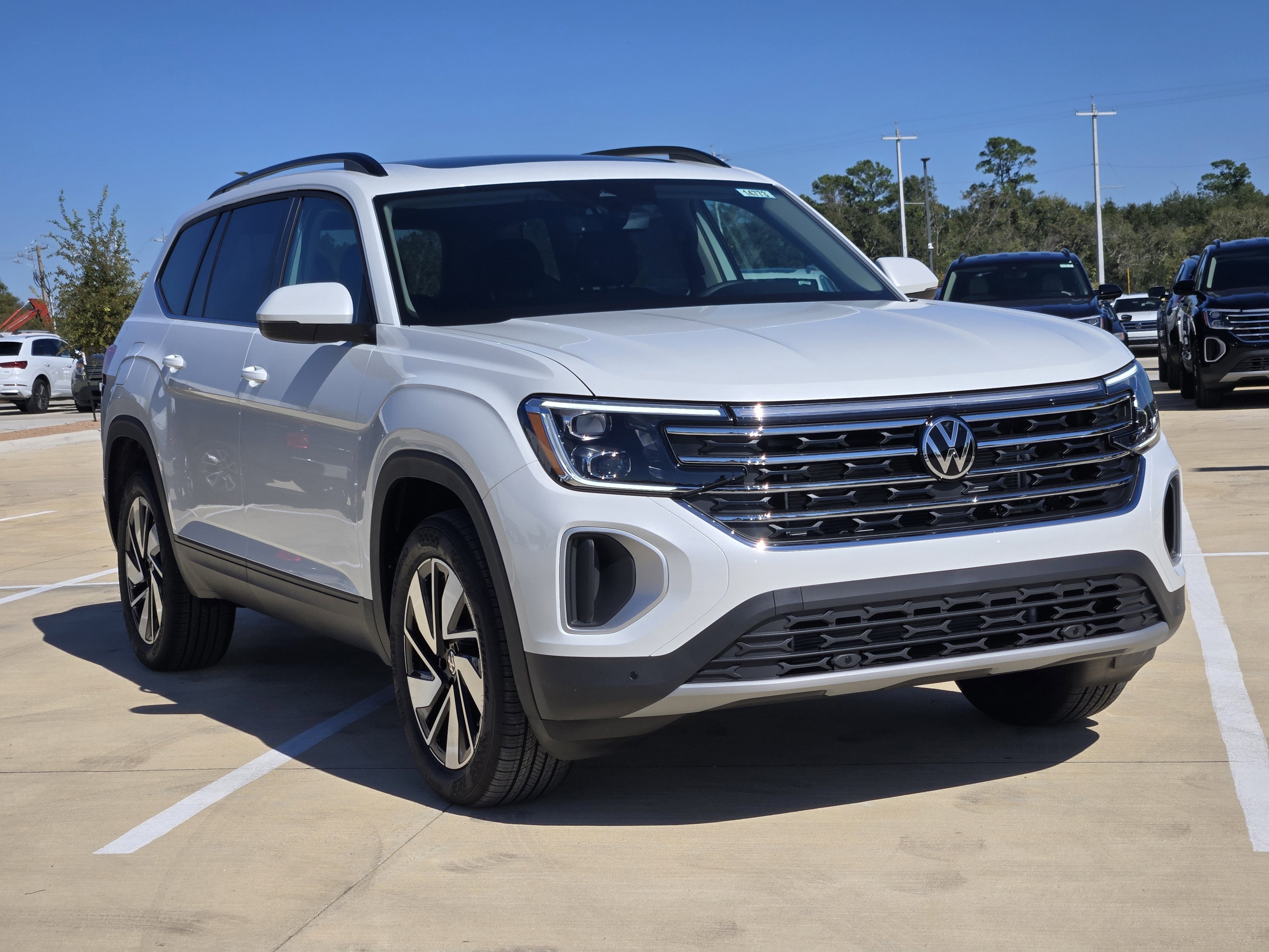2026 Volkswagen Atlas 2.0T SE w/Technology