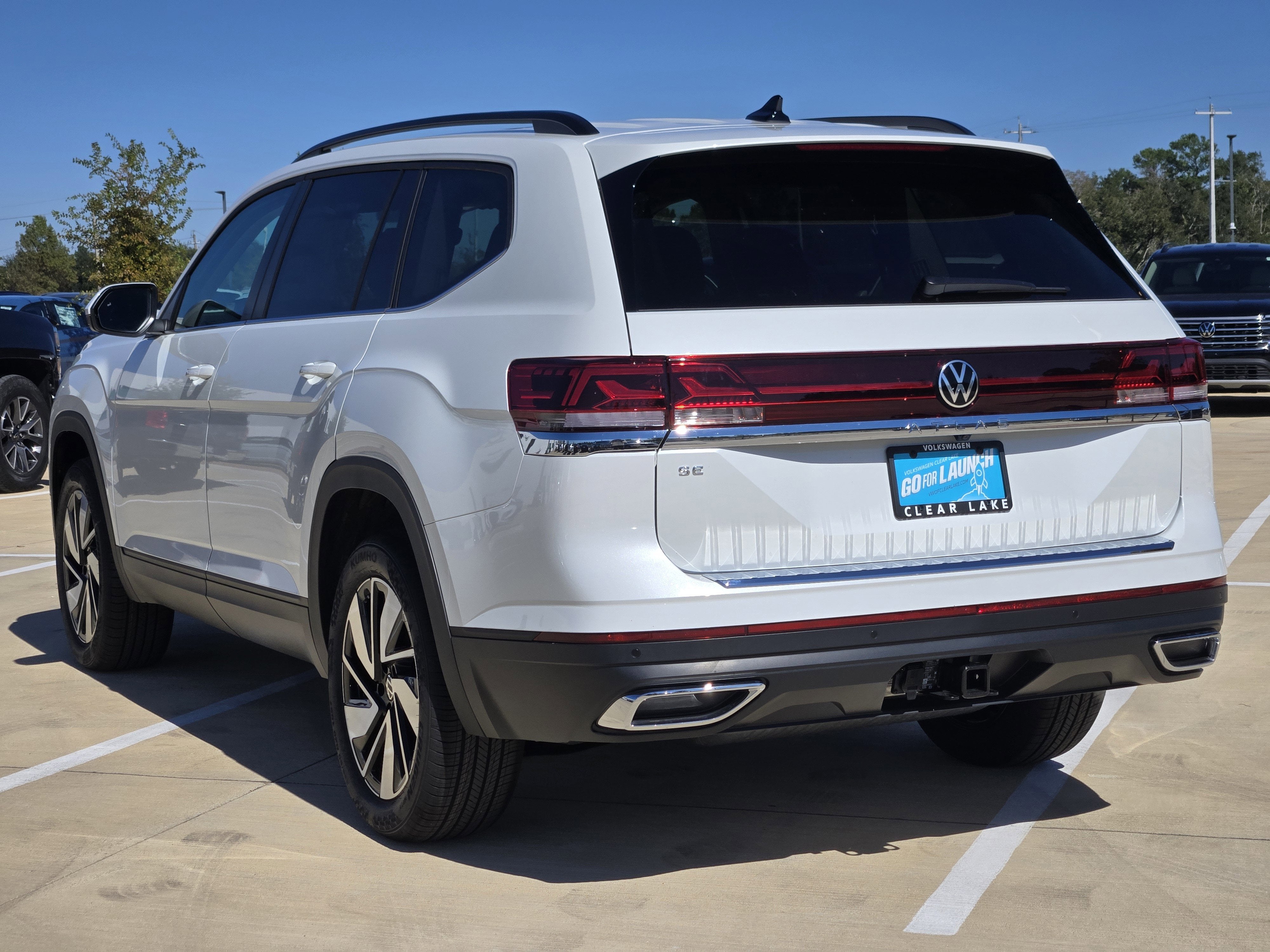 2026 Volkswagen Atlas 2.0T SE w/Technology