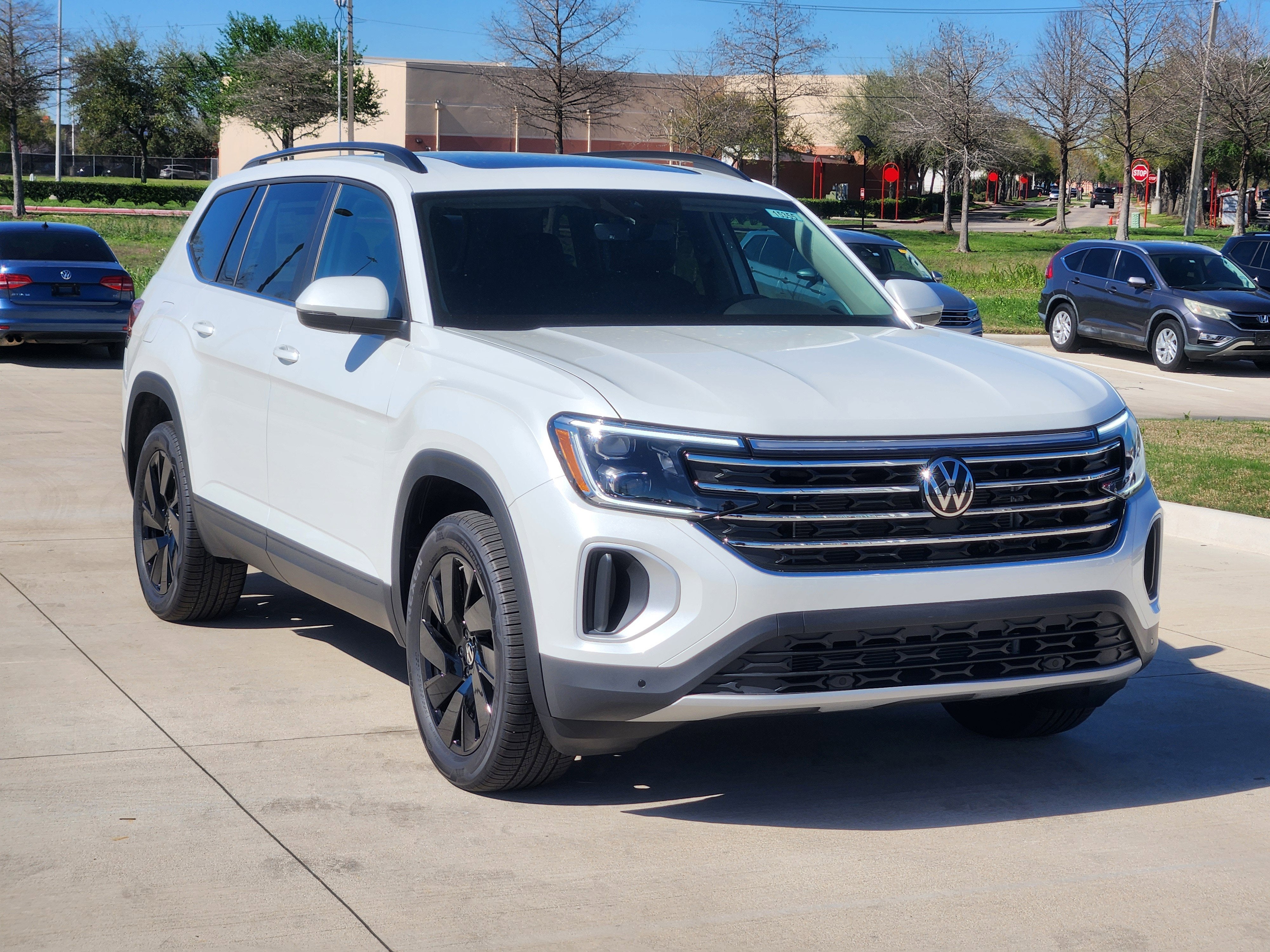2026 Volkswagen Atlas 2.0T SE w/Technology