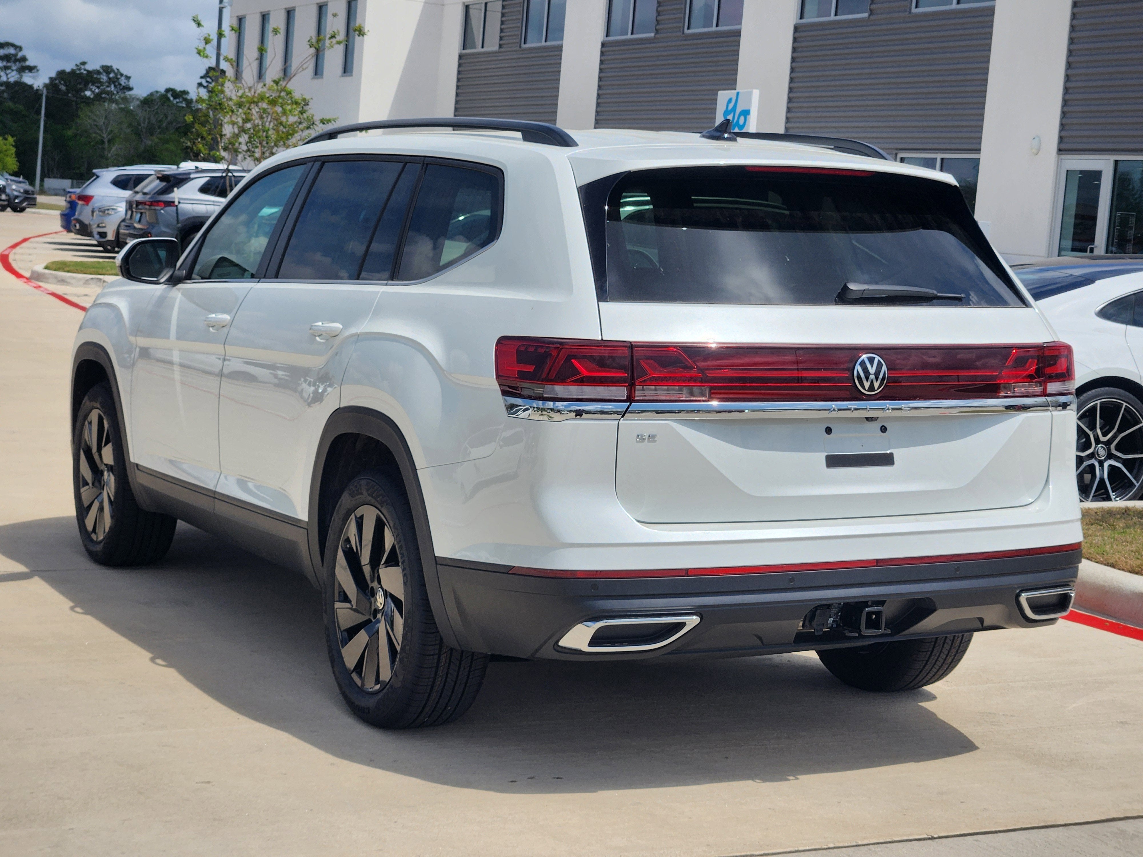 2026 Volkswagen Atlas 2.0T SE w/Technology
