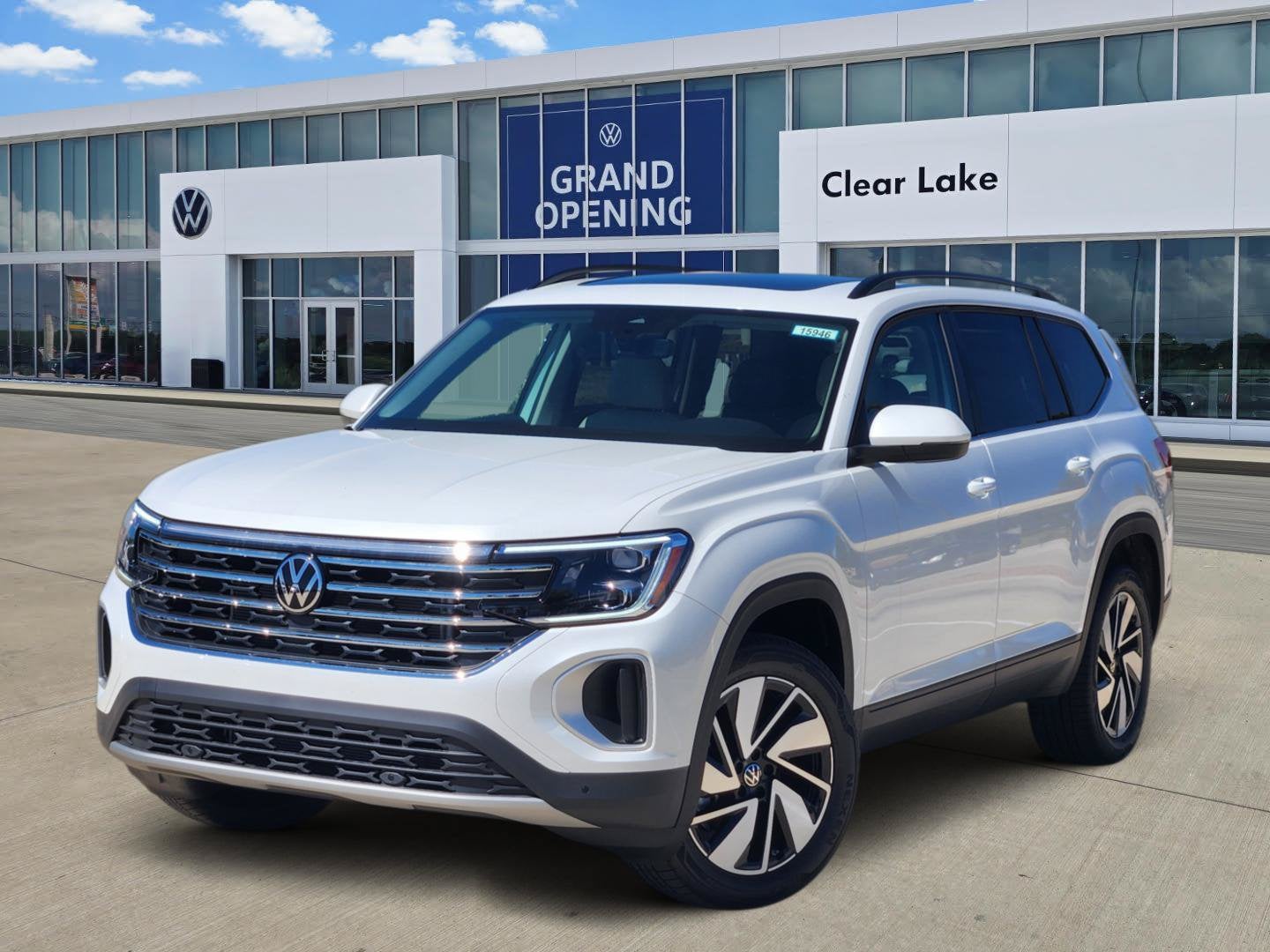 2026 Volkswagen Atlas 2.0T SE w/Technology