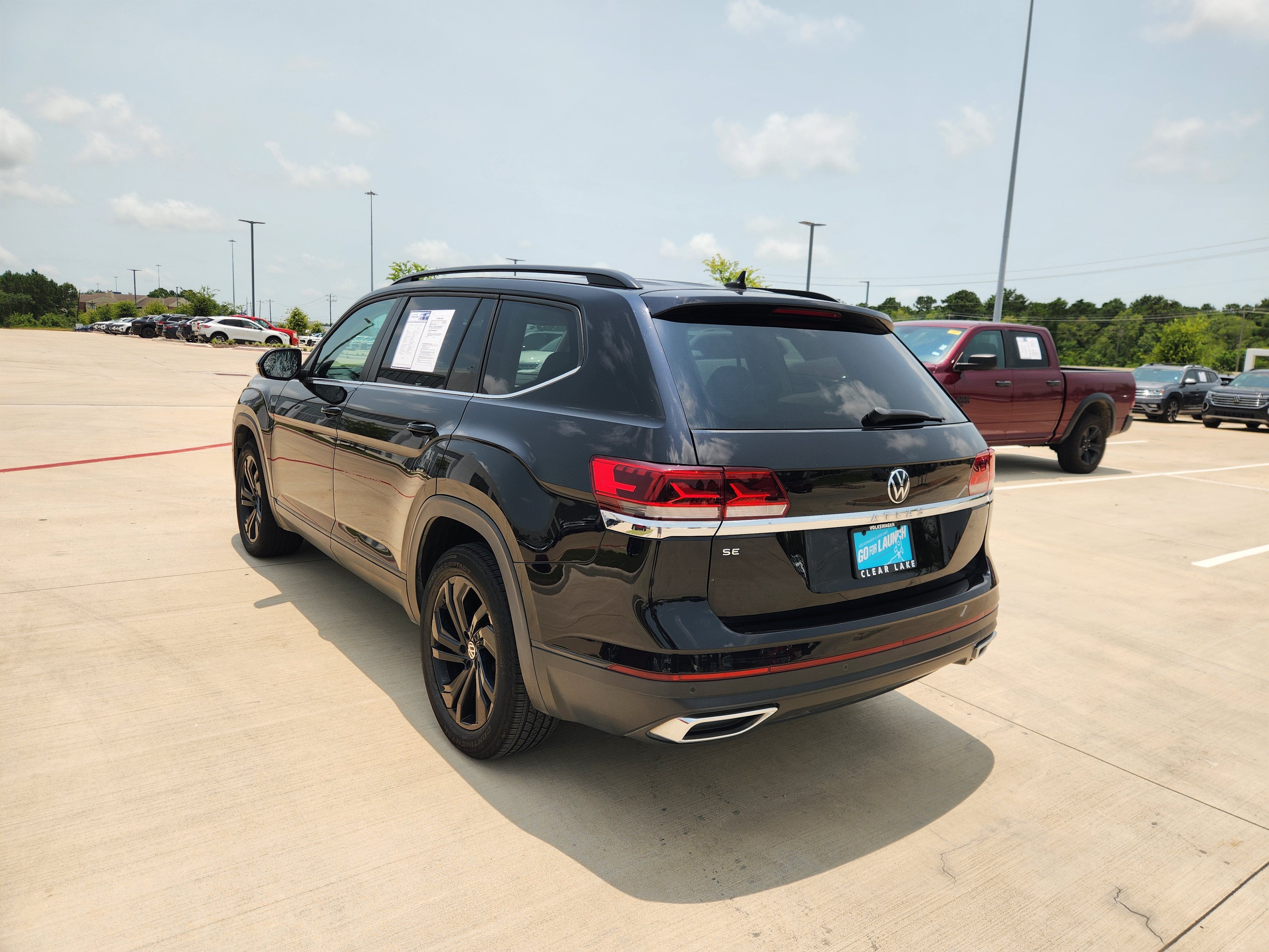 2022 Volkswagen Atlas 2.0T SE w/Technology