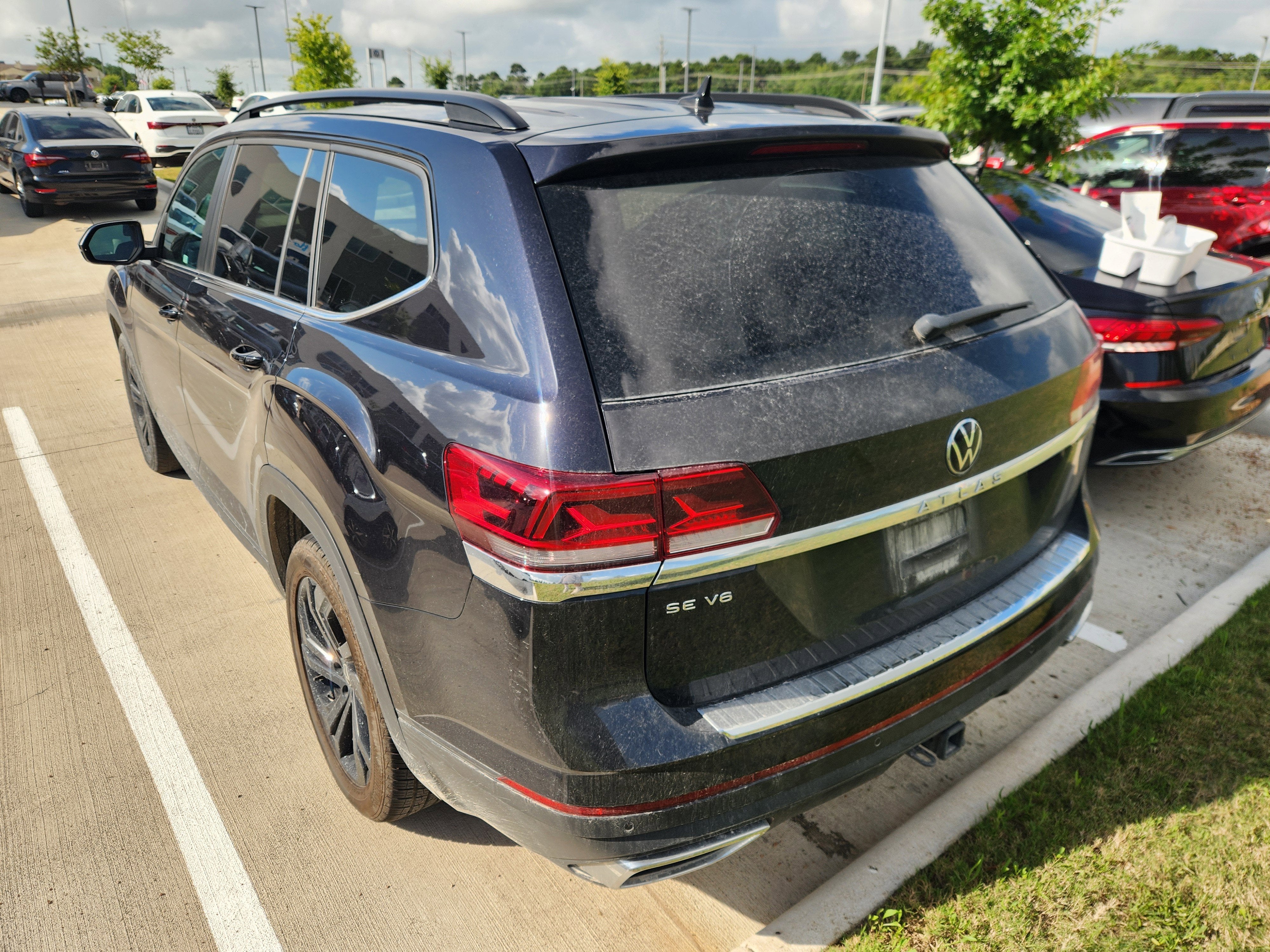 2023 Volkswagen Atlas 3.6L V6 SE w/Technology