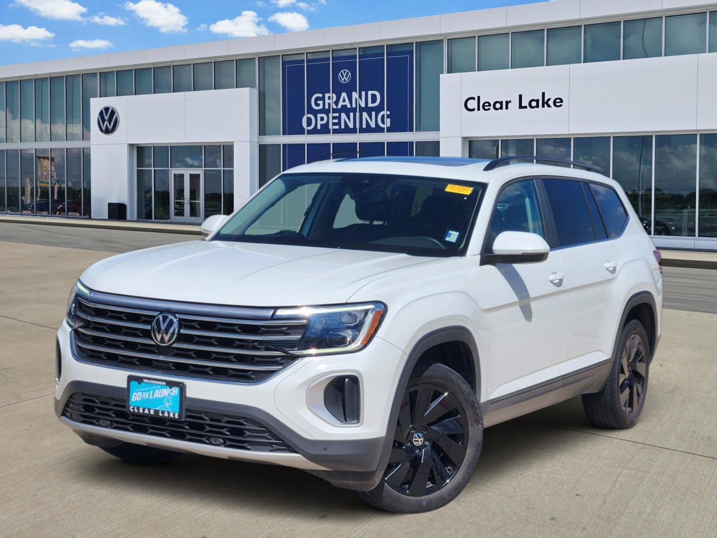 2024 Volkswagen Atlas 2.0T SE w/Technology
