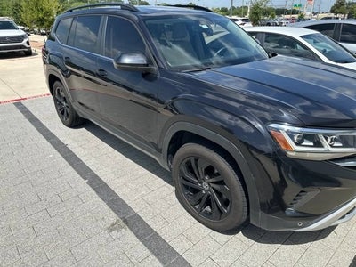 2022 Volkswagen Atlas 3.6L V6 SE w/Technology