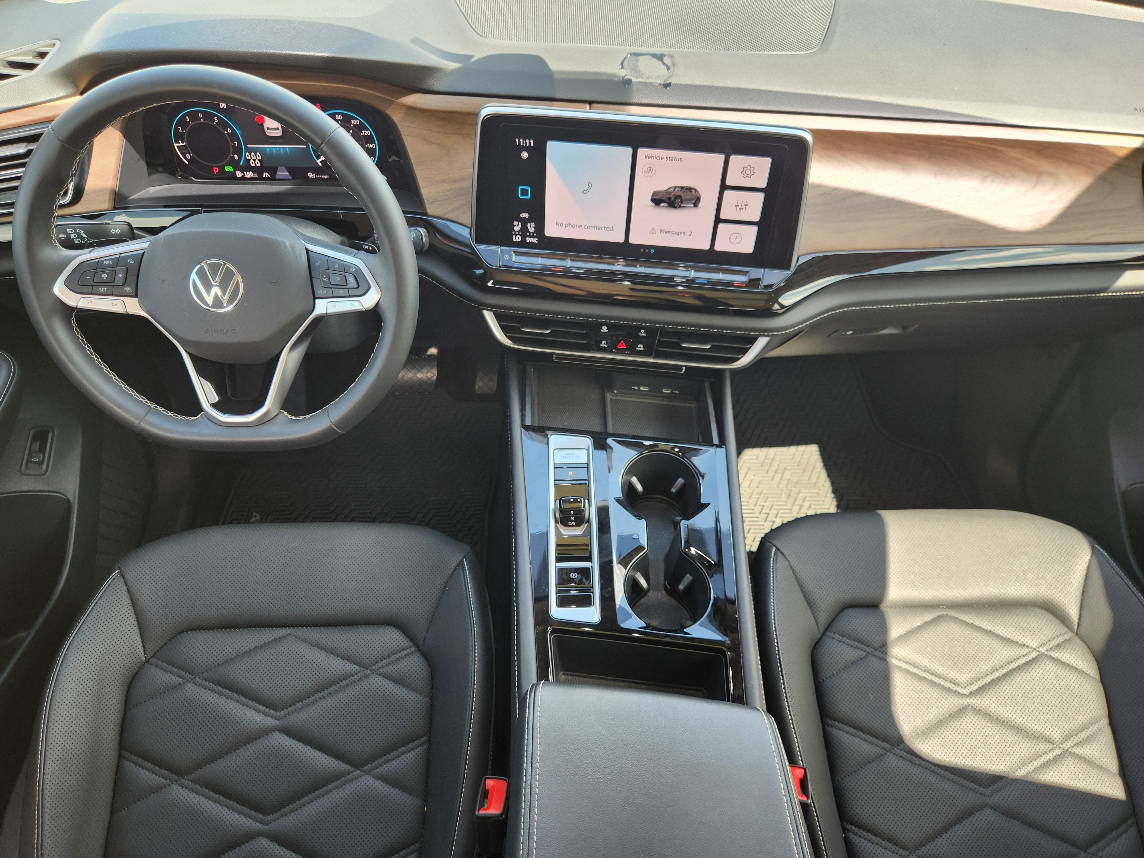 2024 Volkswagen Atlas 2.0T SE w/Technology