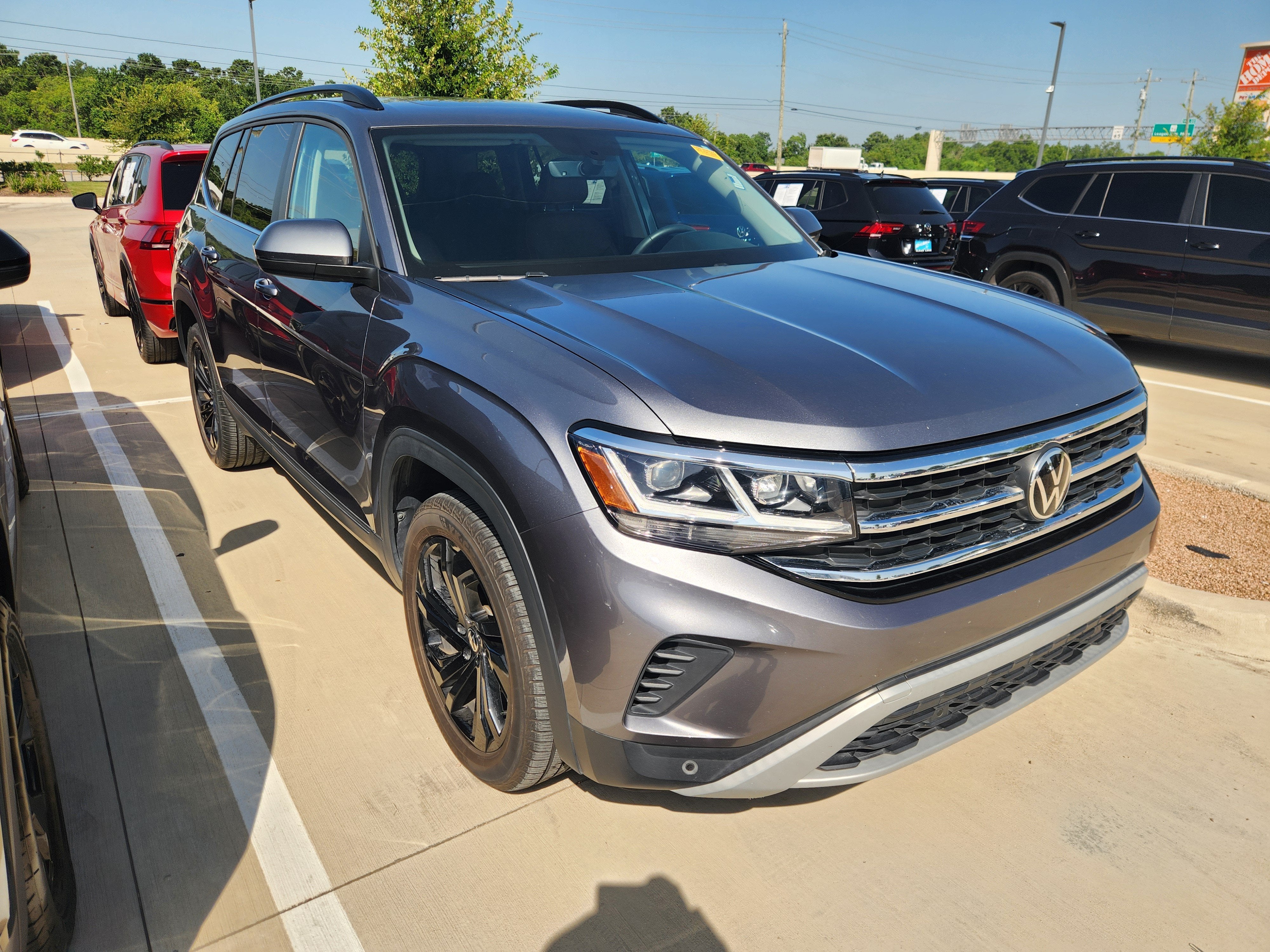 2023 Volkswagen Atlas 3.6L V6 SE w/Technology