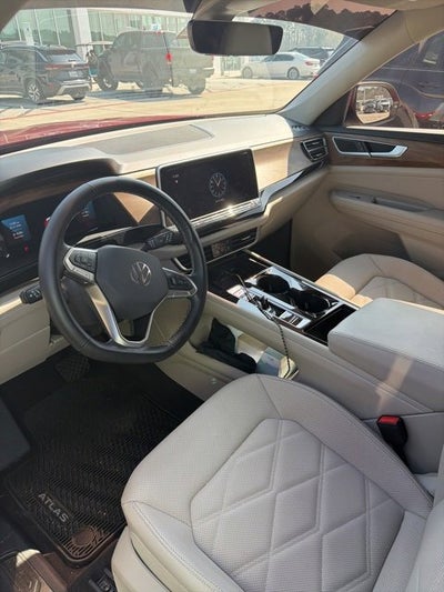 2024 Volkswagen Atlas 2.0T SE w/Technology