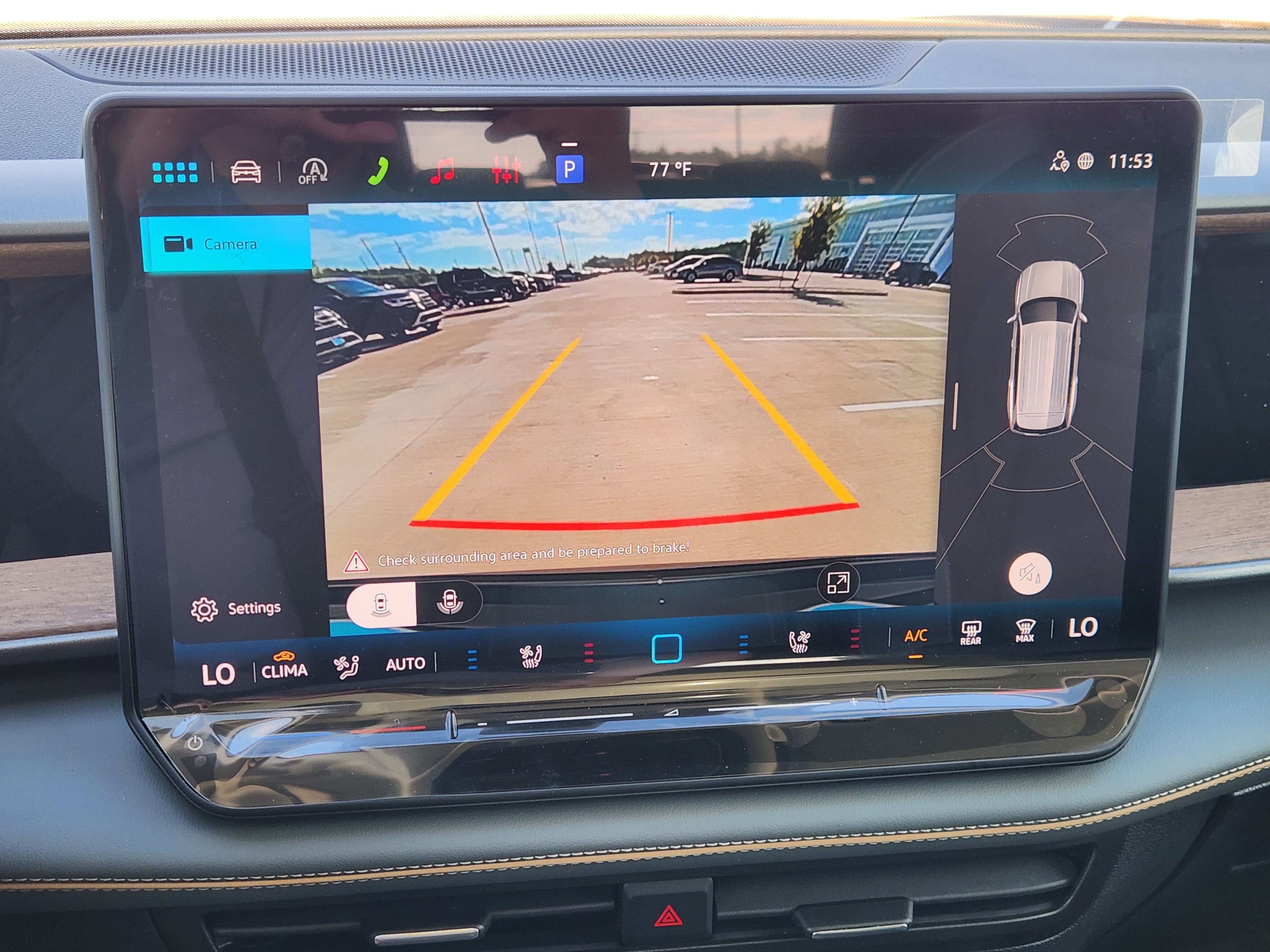 2027 Volkswagen Atlas SE w/Technology
