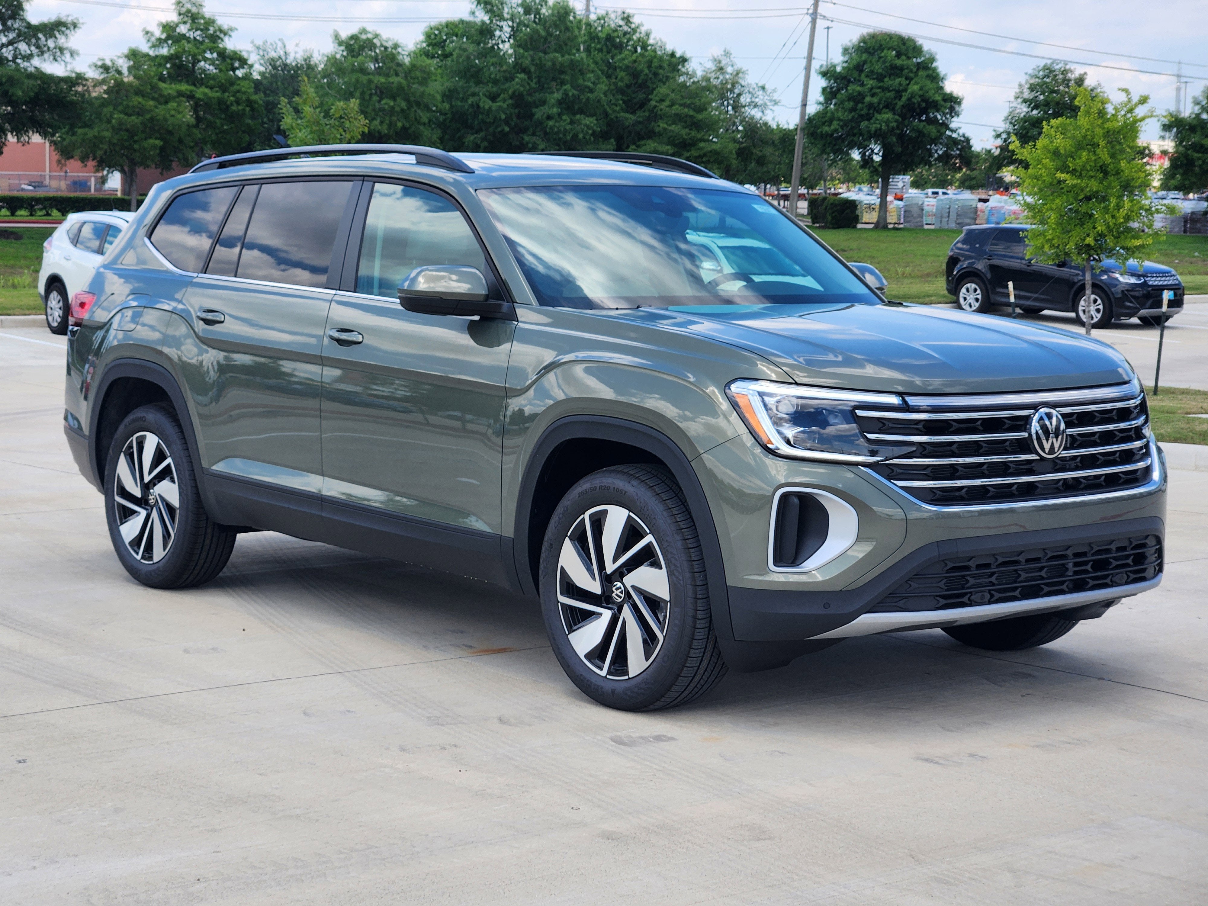 2026 Volkswagen Atlas 2.0T SE w/Technology