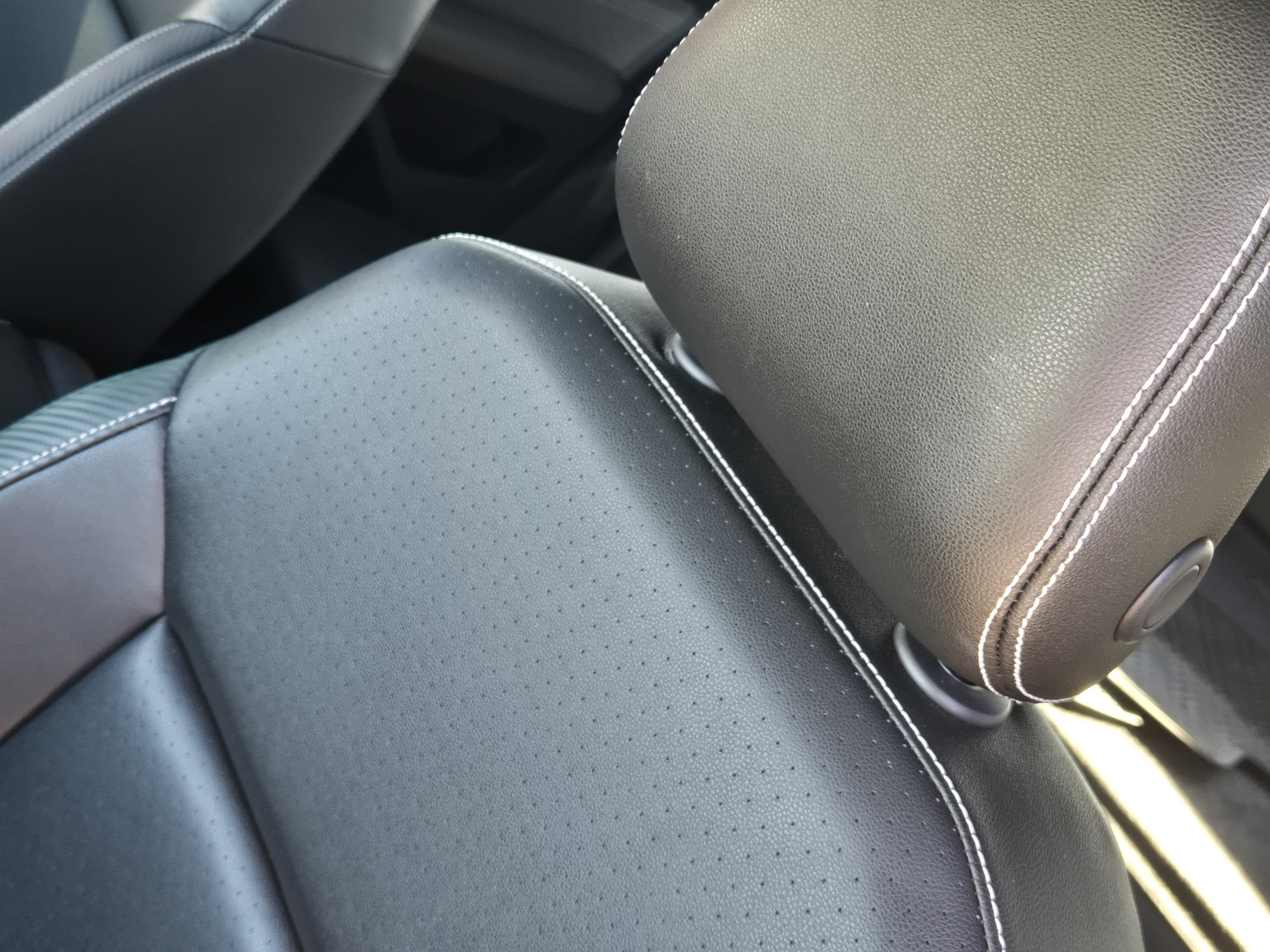 2021 Volkswagen Atlas Cross Sport 2.0T SE