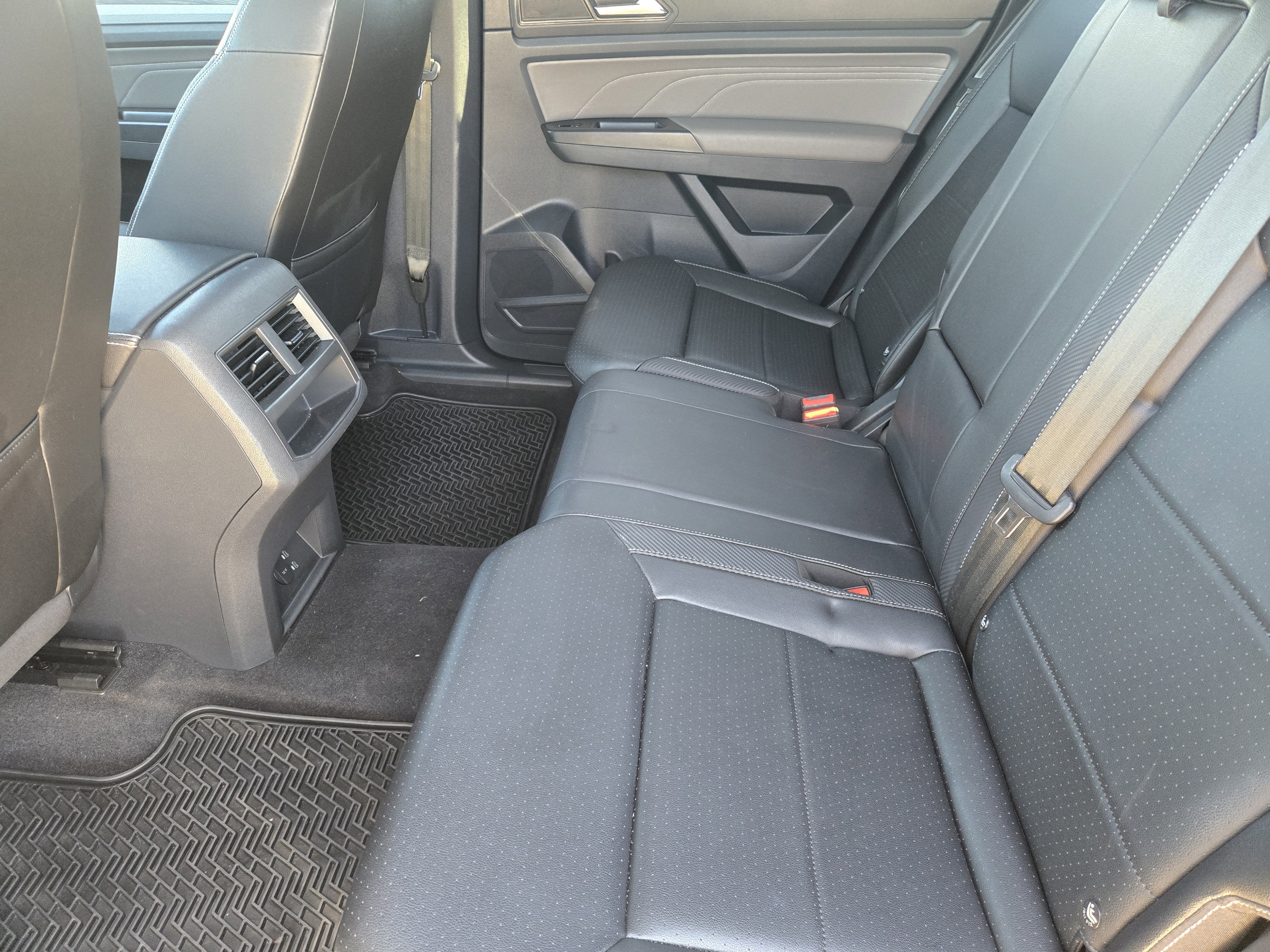 2021 Volkswagen Atlas Cross Sport 2.0T SE