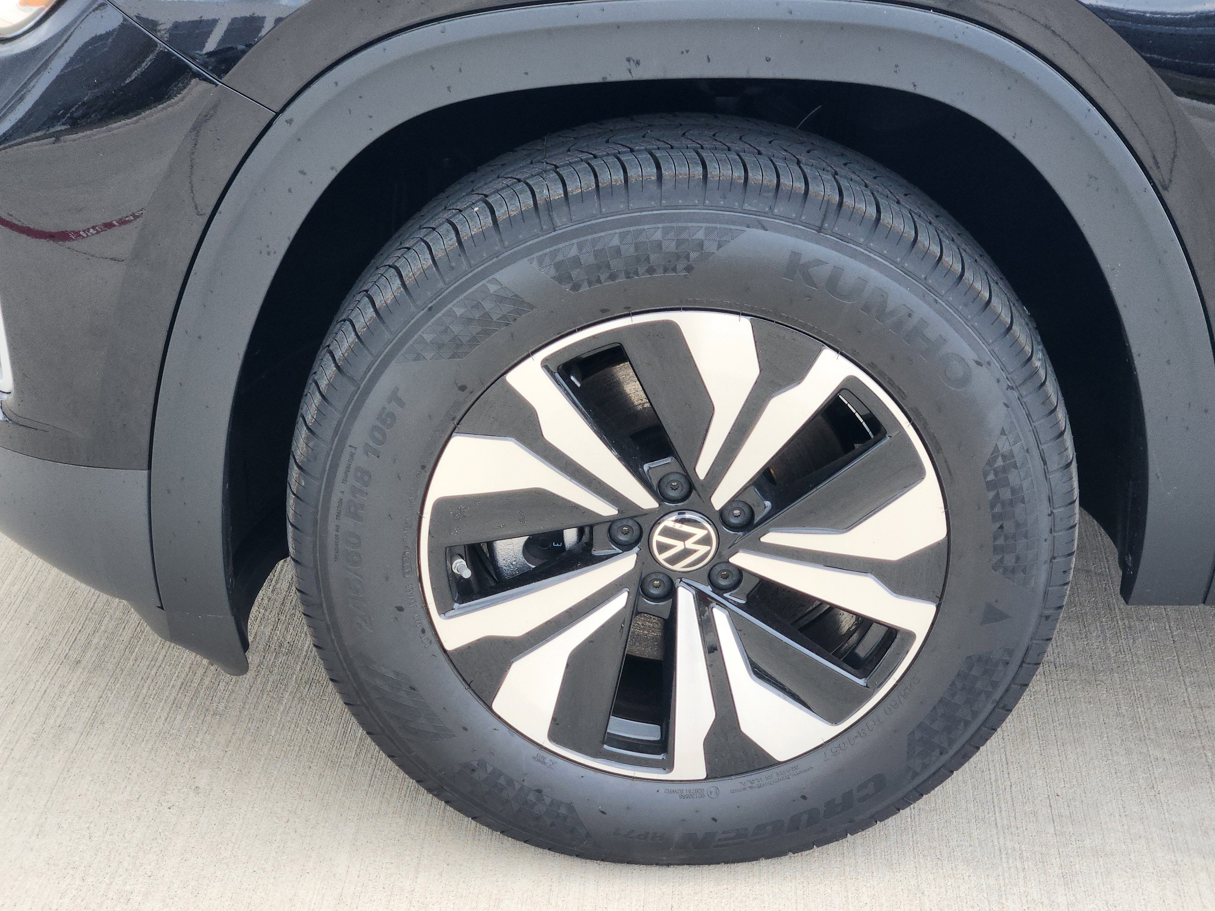 2026 Volkswagen Atlas 2.0T SE