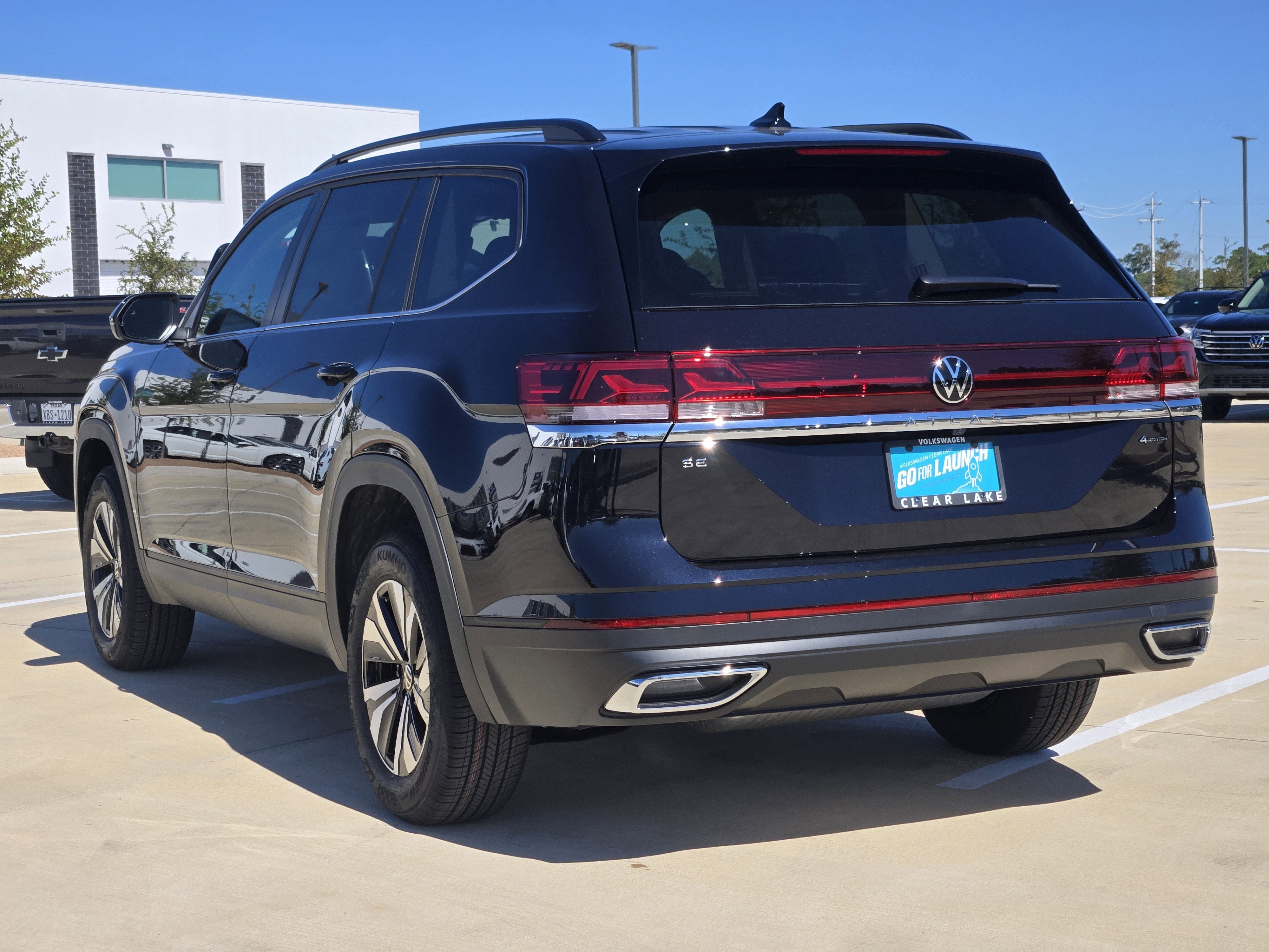 2026 Volkswagen Atlas 2.0T SE