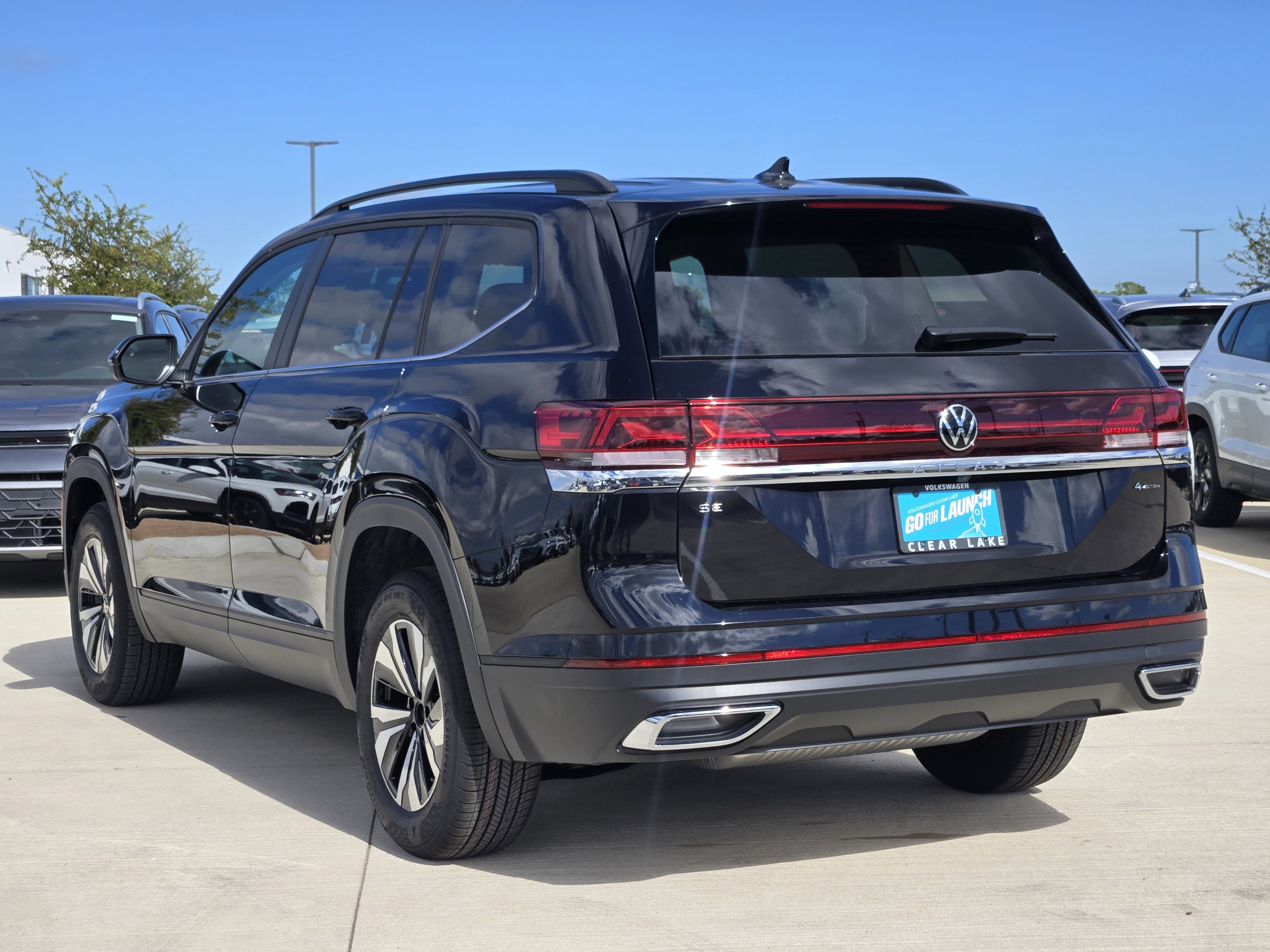 2026 Volkswagen Atlas 2.0T SE