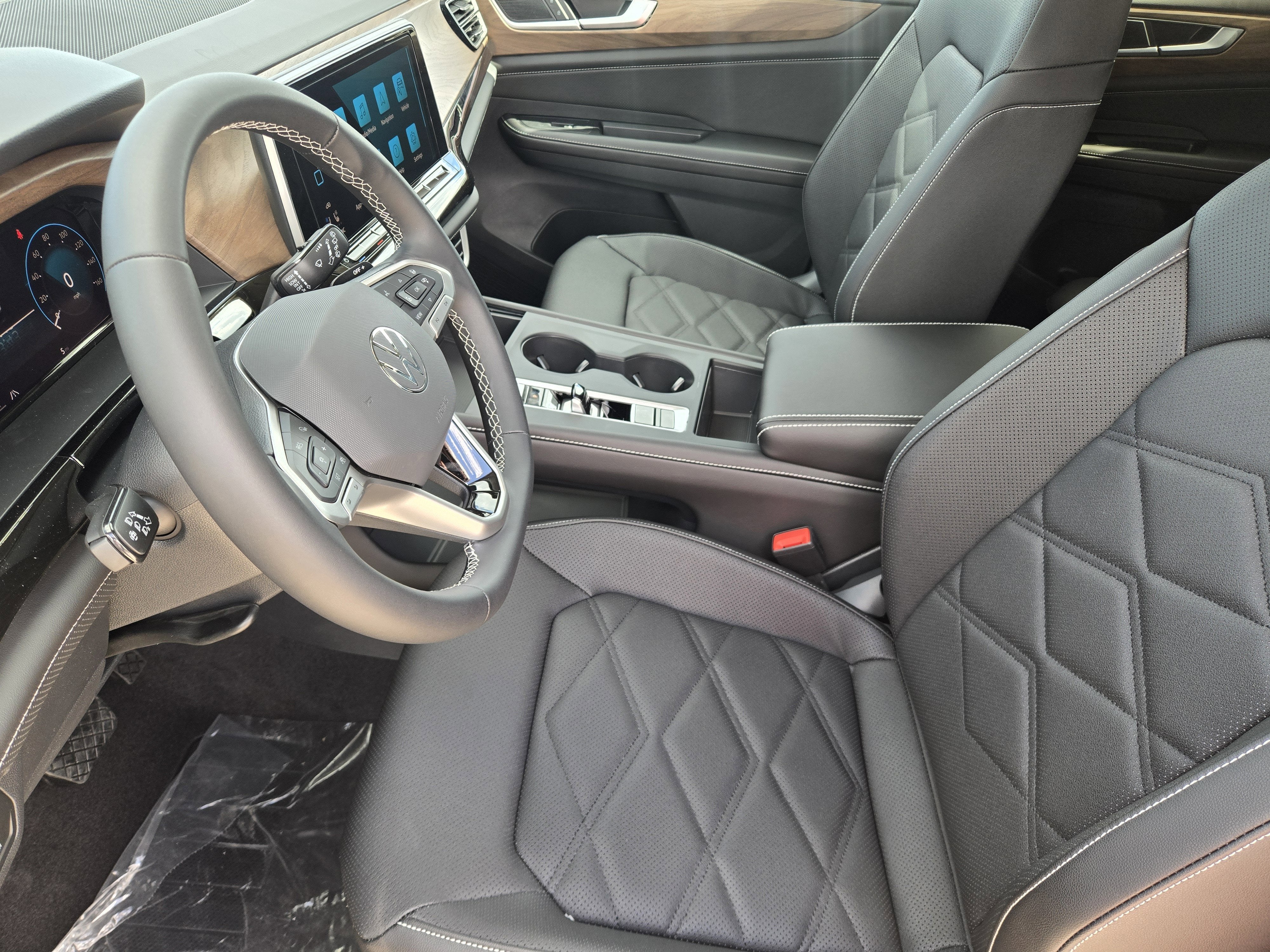 2026 Volkswagen Atlas 2.0T SE