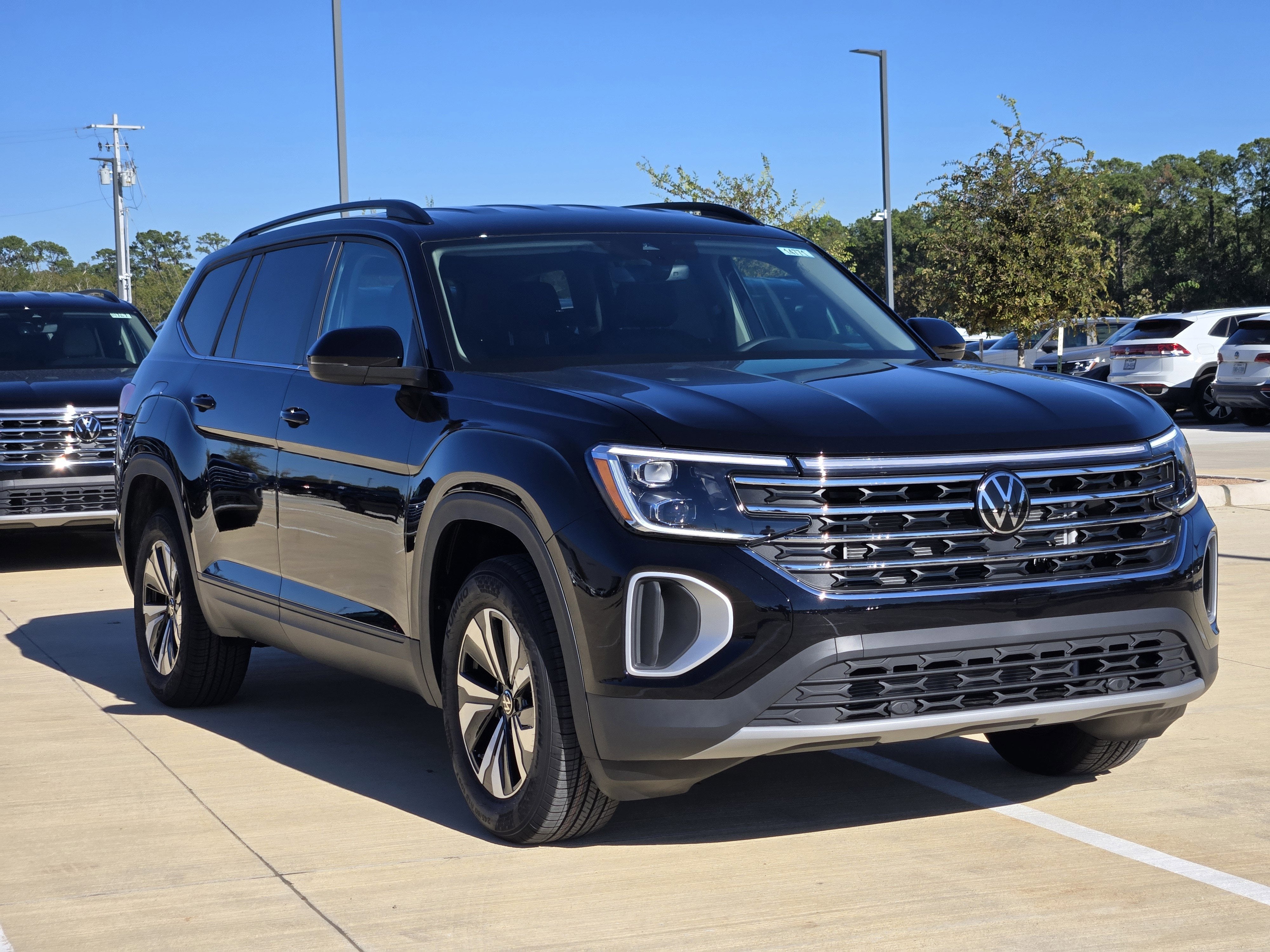 2026 Volkswagen Atlas 2.0T SE