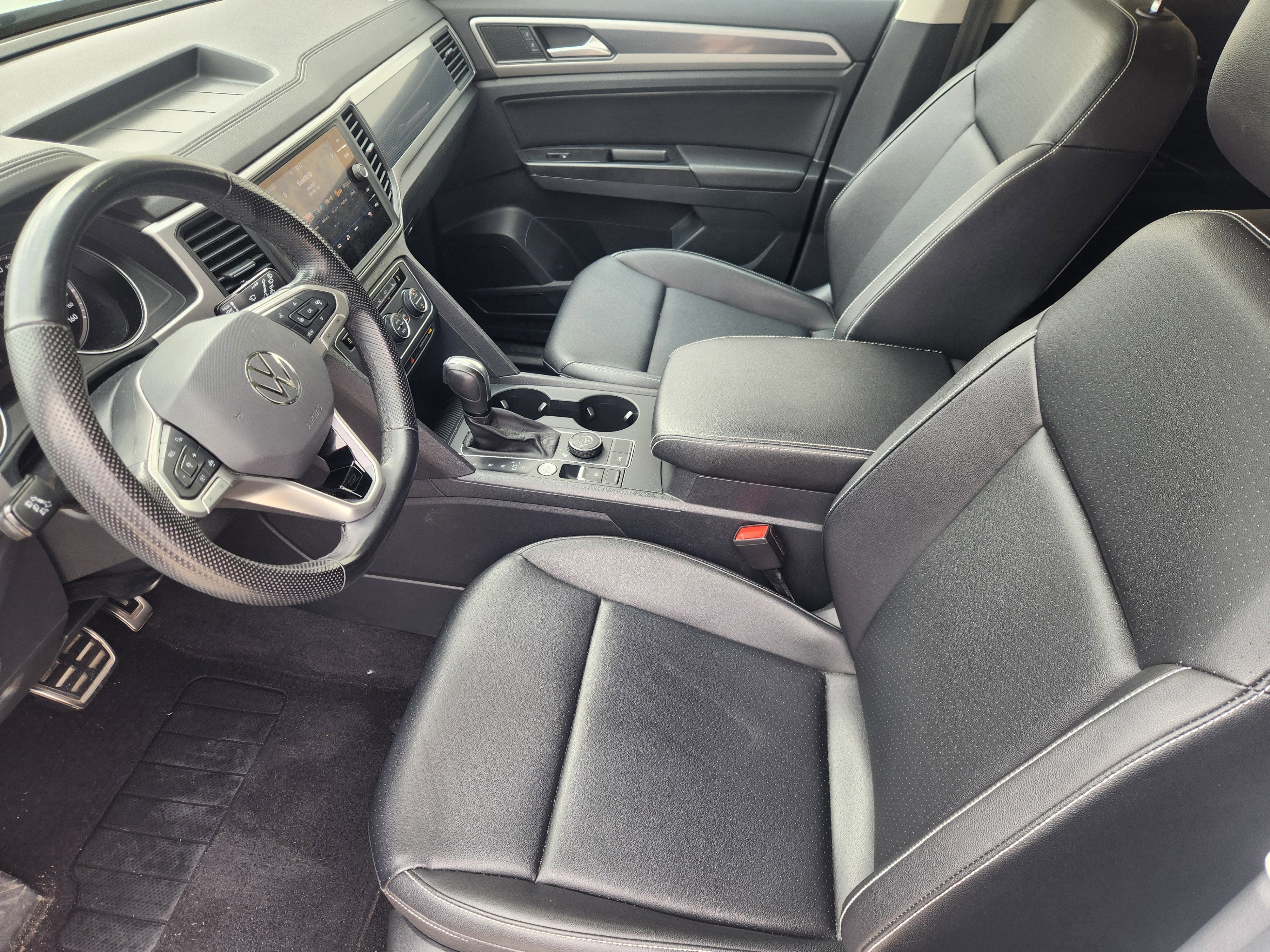 2021 Volkswagen Atlas 3.6L V6 SE w/Technology R-Line