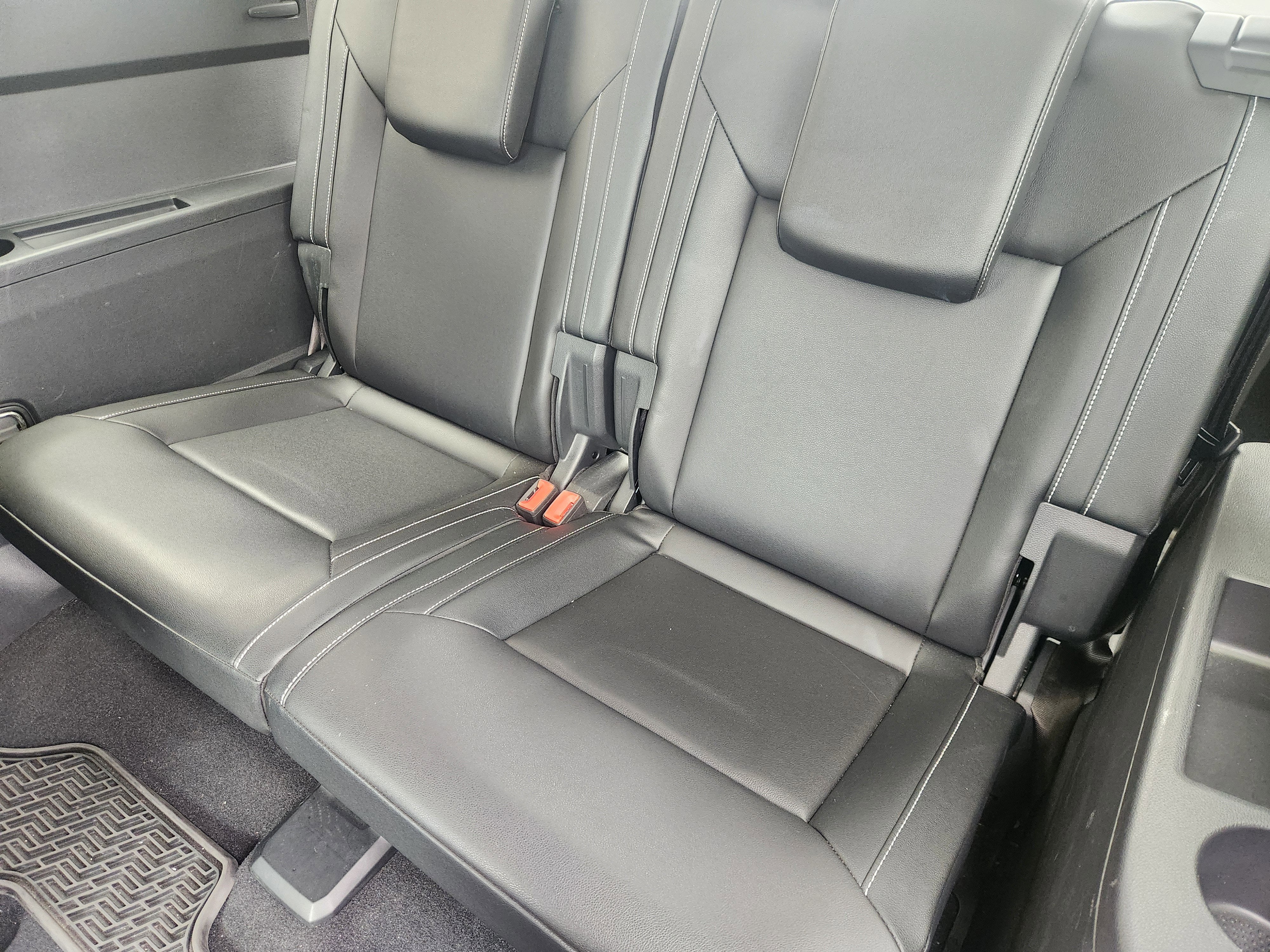 2021 Volkswagen Atlas 3.6L V6 SE w/Technology R-Line