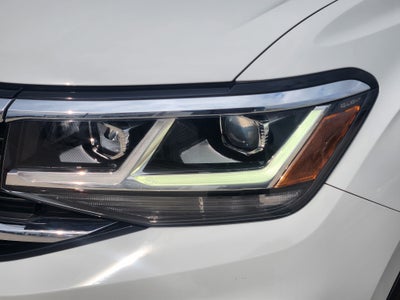 2021 Volkswagen Atlas 3.6L V6 SE w/Technology R-Line