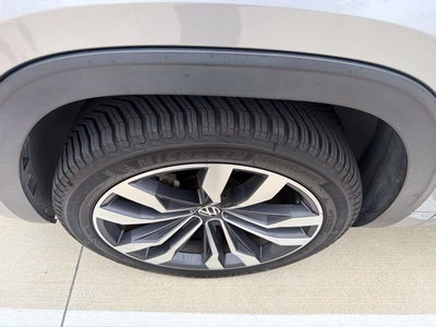 2022 Volkswagen Atlas Cross Sport 3.6L V6 SEL R-Line
