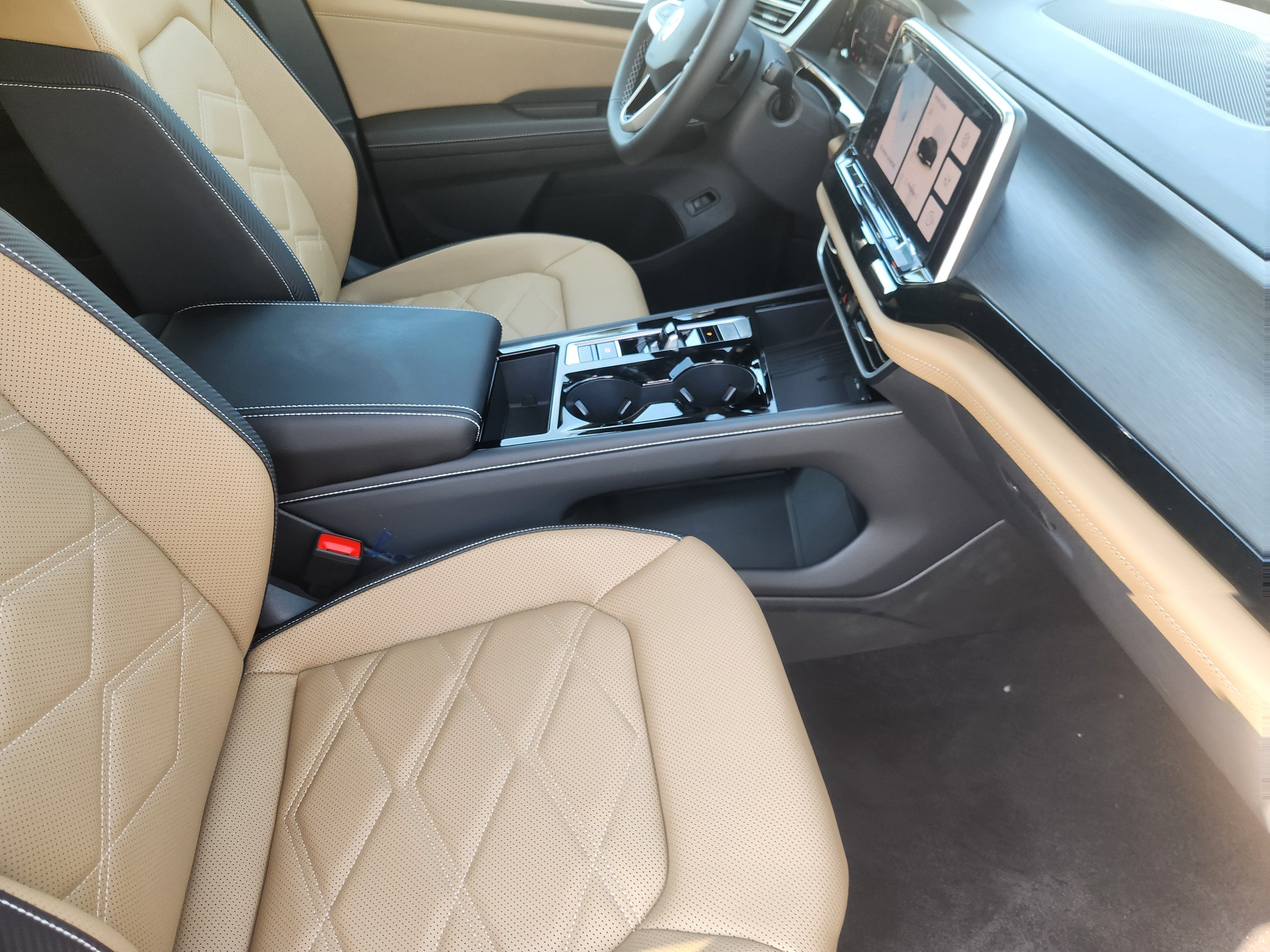 2026 Volkswagen Atlas Cross Sport 2.0T SE w/Technology