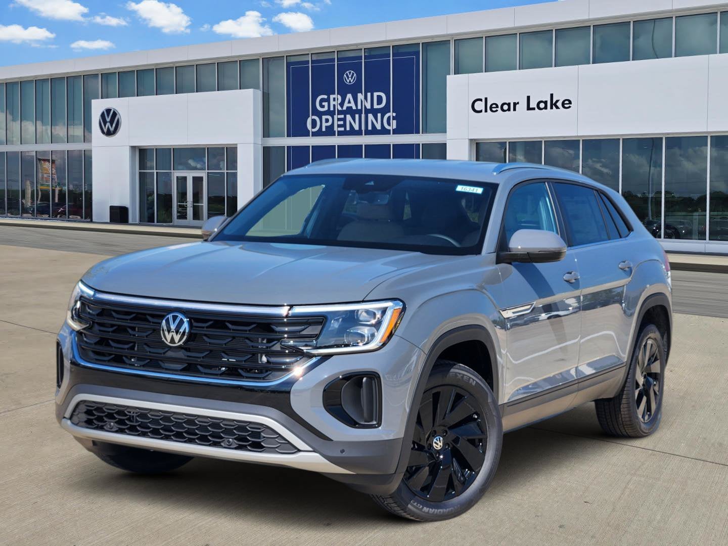 2026 Volkswagen Atlas Cross Sport 2.0T SE w/Technology