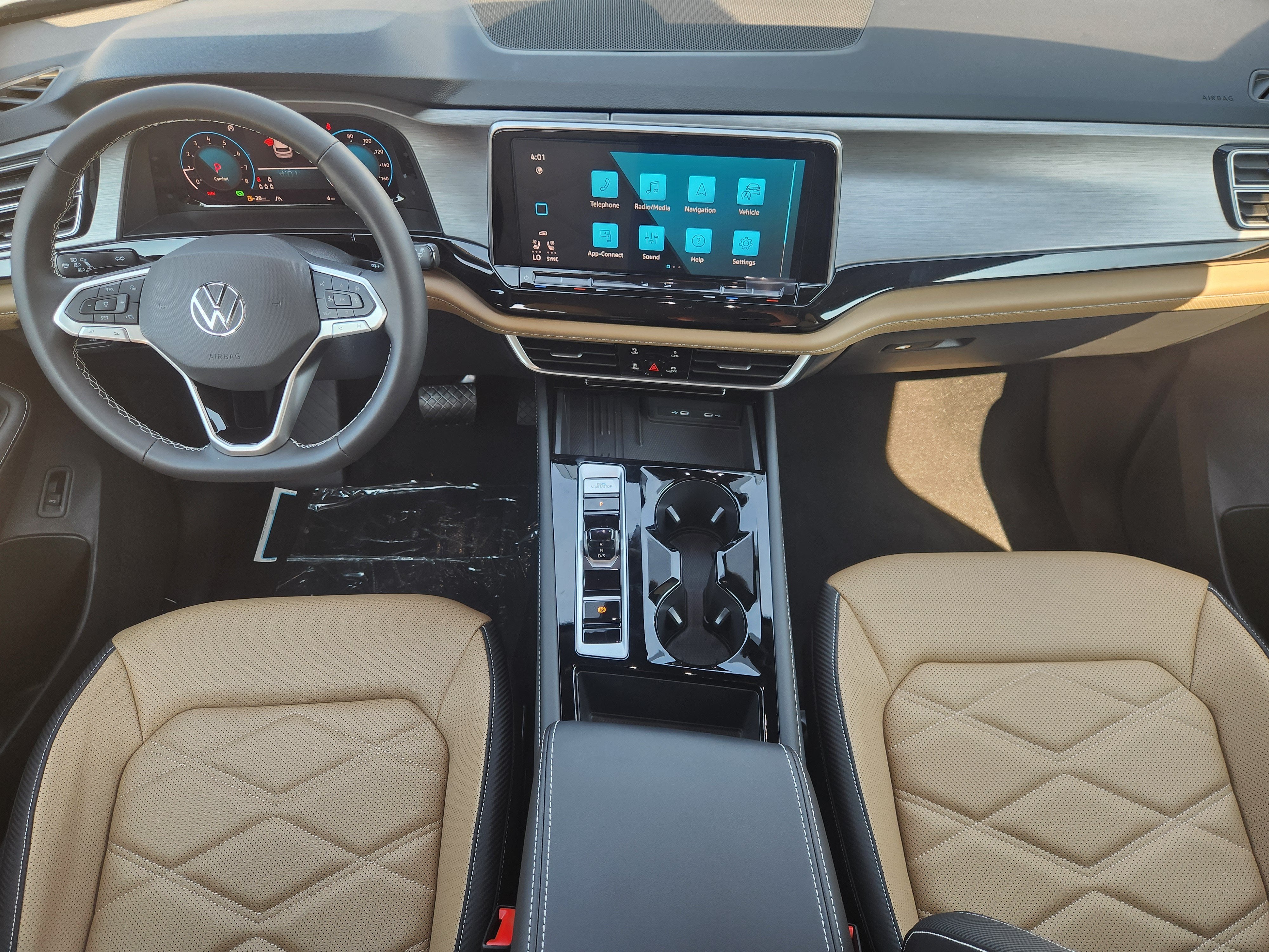 2026 Volkswagen Atlas Cross Sport 2.0T SE w/Technology